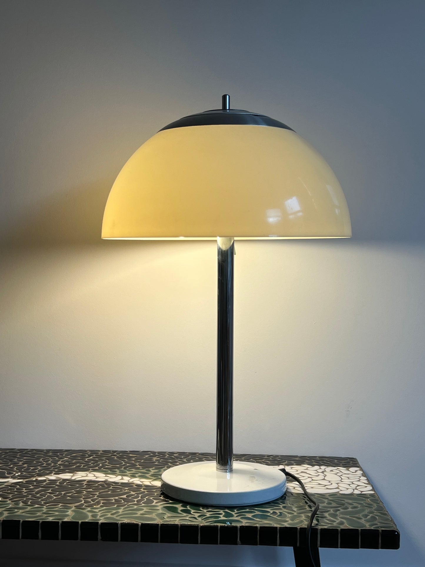 Vintage Mid Century Large Mushroom Table Lamp