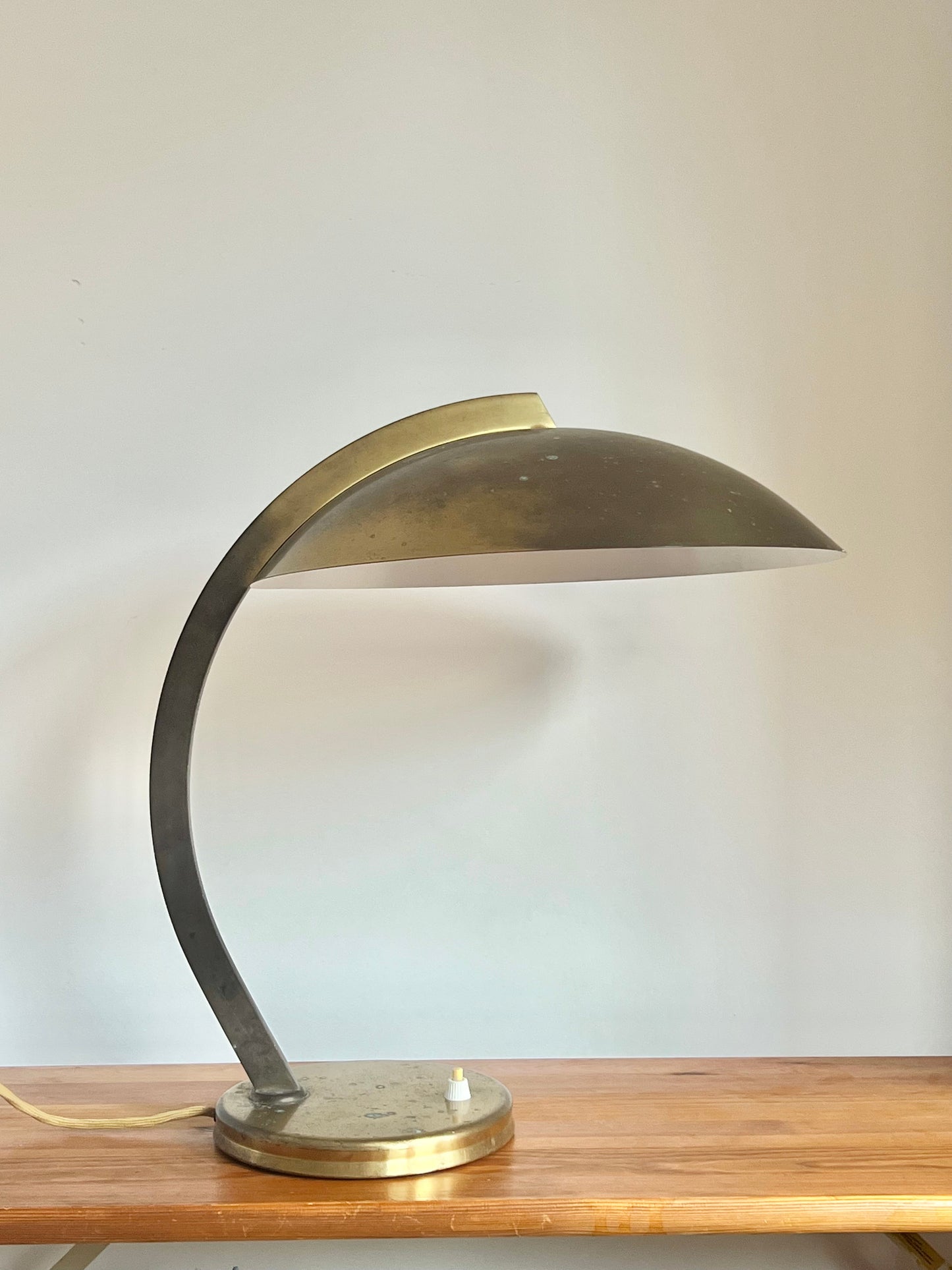 Vintage Art Deco Bauhaus Hillebrand Brass Table Lamp