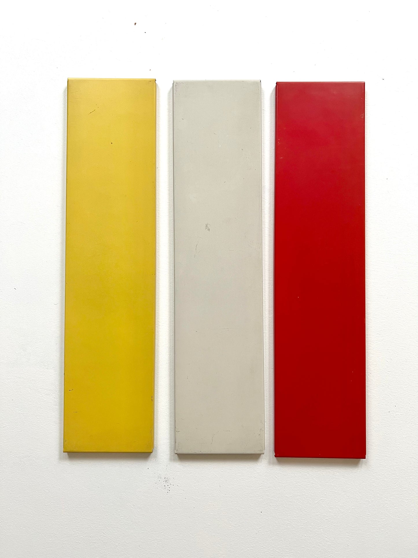 Tomado Pocket Shelving Unit