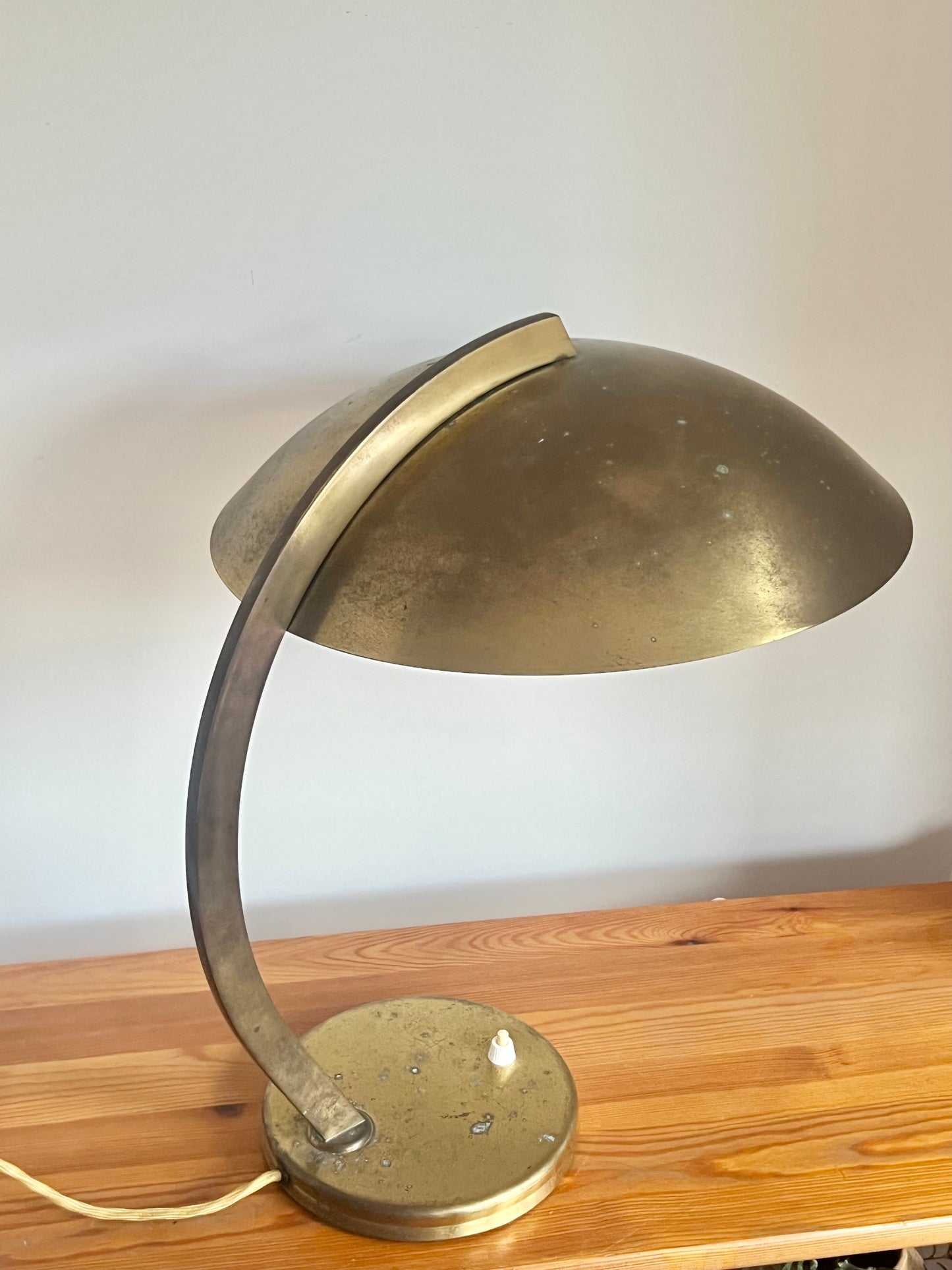 Vintage Art Deco Bauhaus Hillebrand Brass Table Lamp