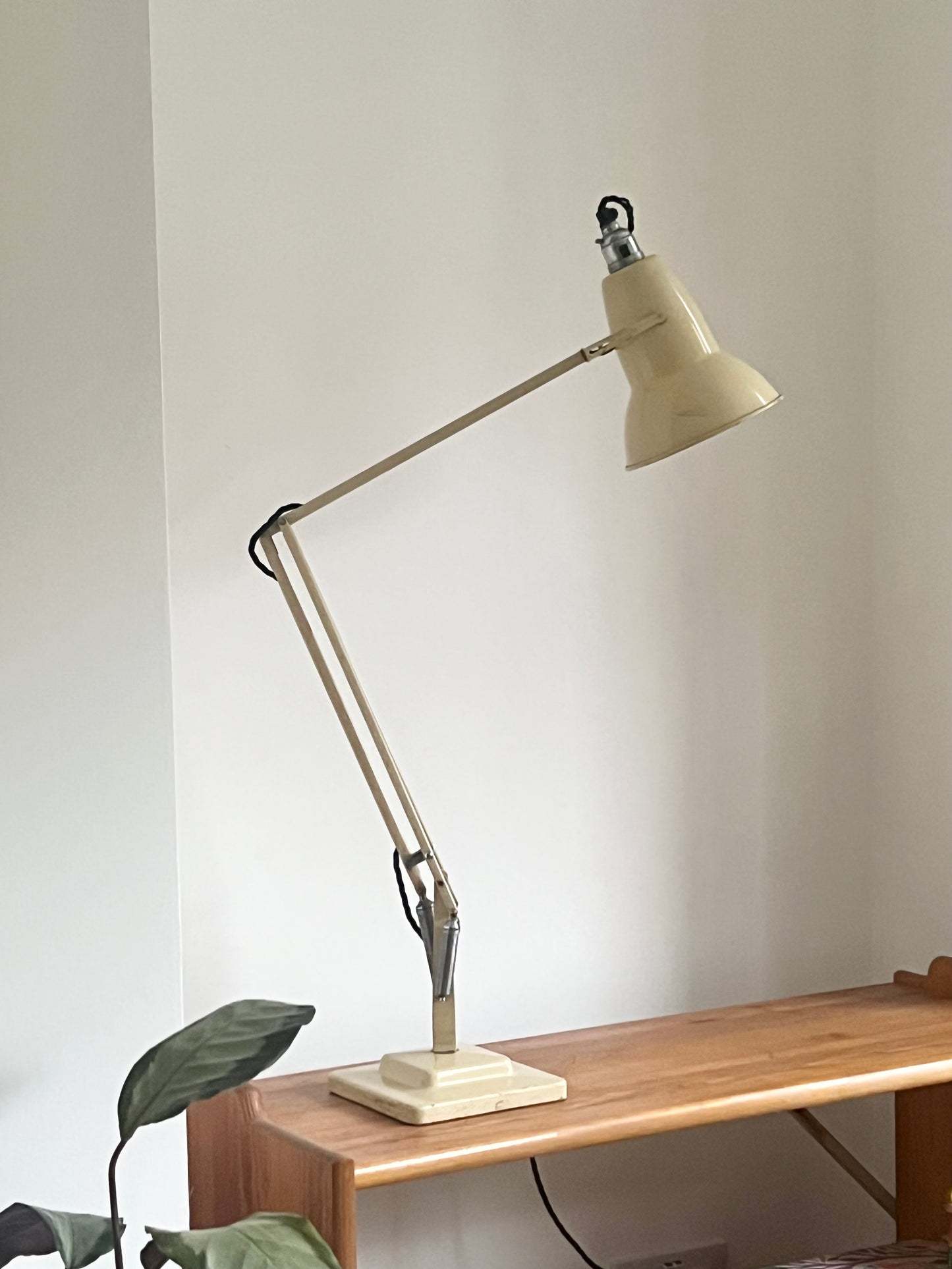 Vintage Herbert Terry Anglepoise 1227 Table Lamp