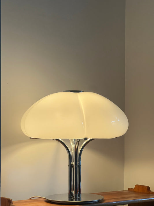 Mid-Century Modern Harvey Guzzini Quadrifoglio Table Lamp