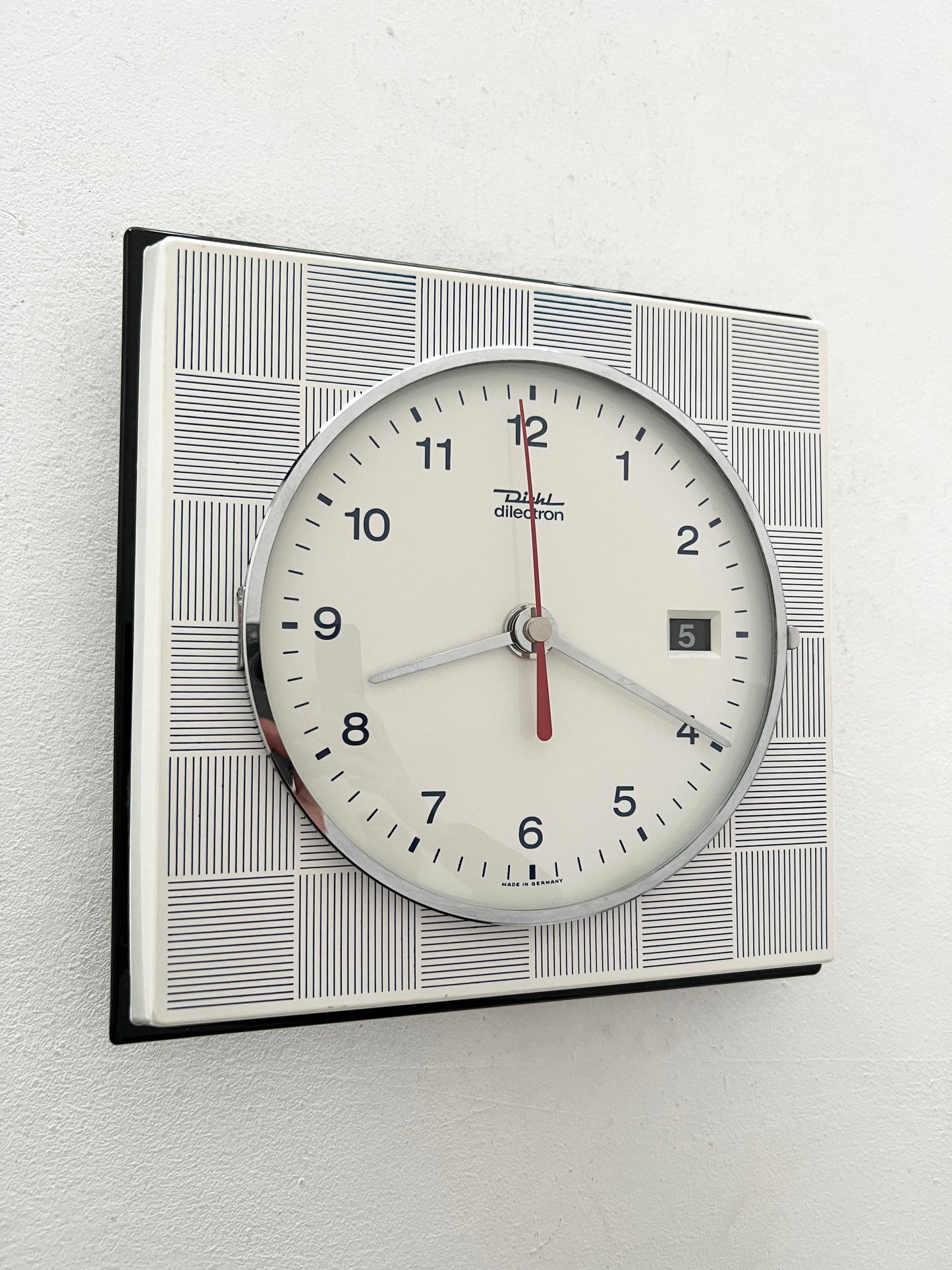 Diehl Dilectron calendar perpetual wall clock