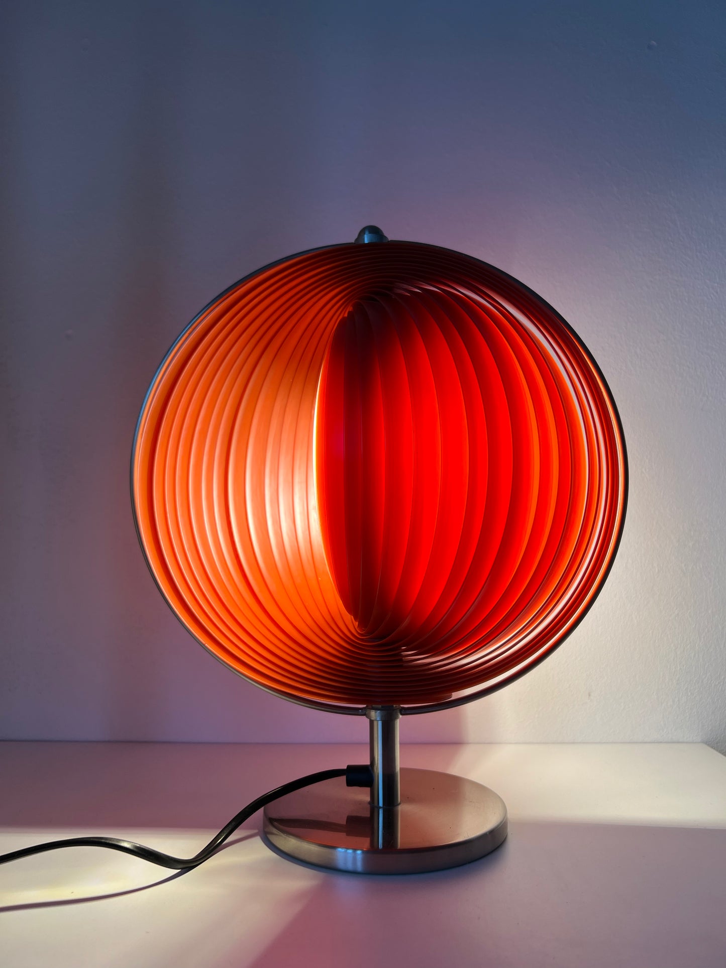 Mid Century Red & Silver Moon lamp By Kare Design