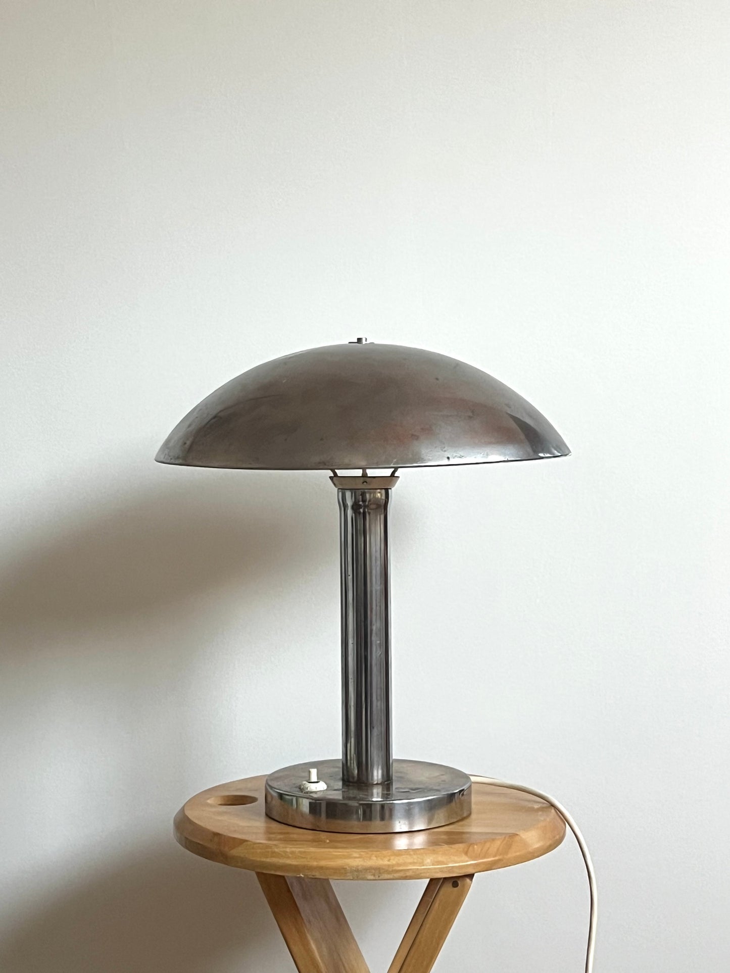 Art Deco Mid Century Funktionalist Chrome Mushroom Table Lamp