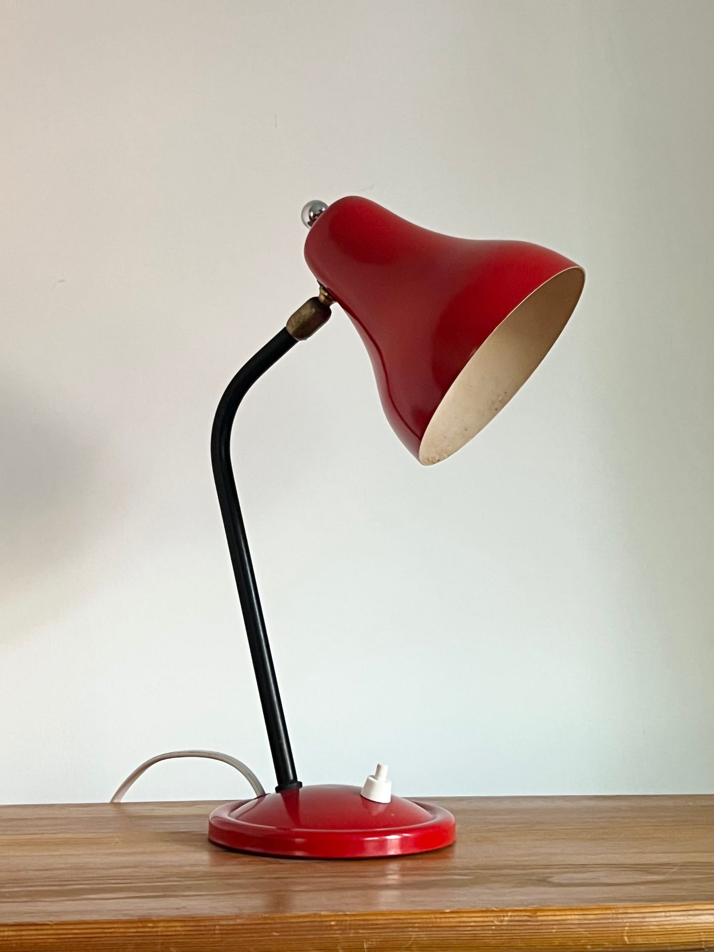 Vintage Mid Century Red Cocotte Desk Lamp