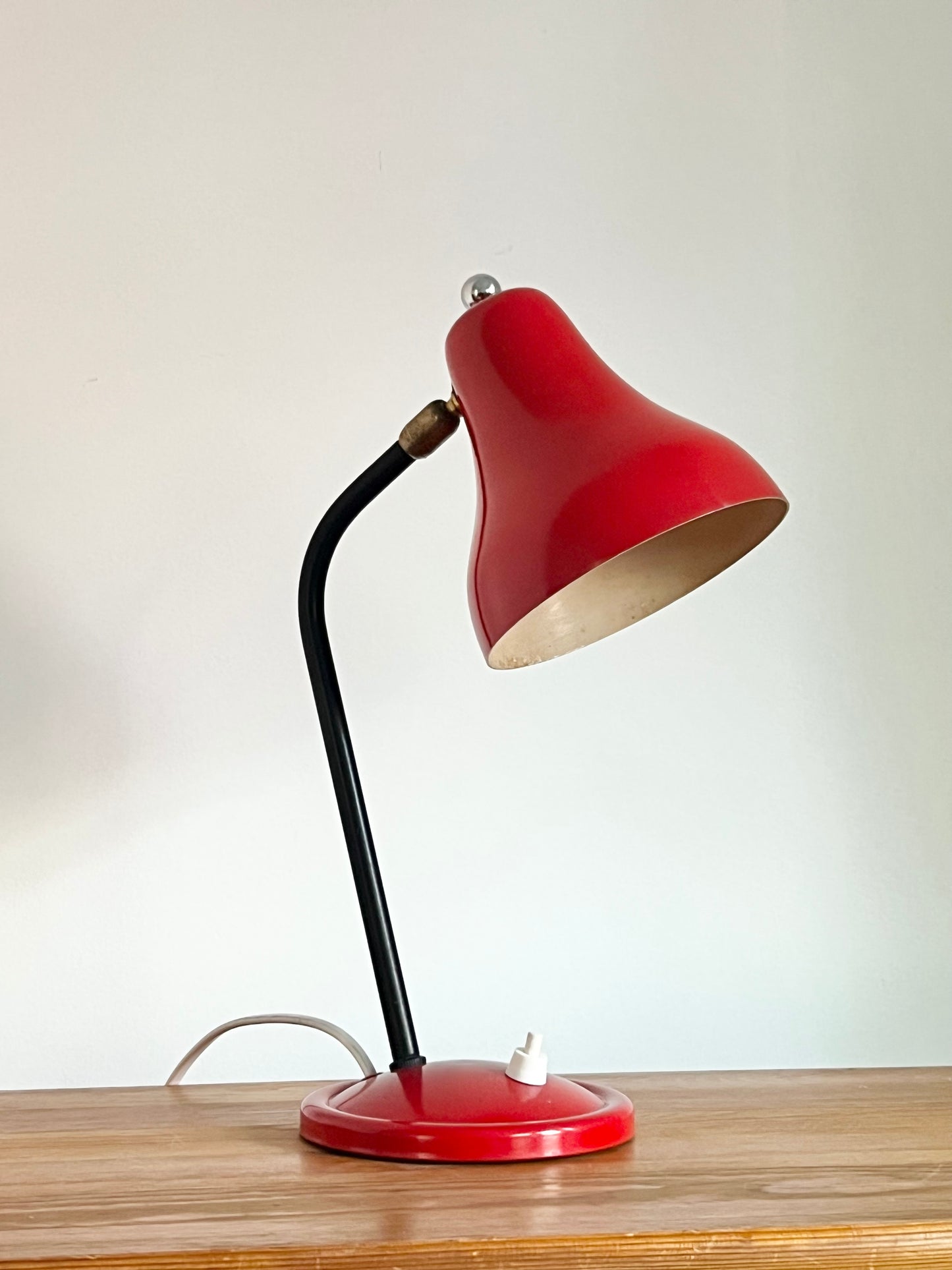 Vintage Mid Century Red Cocotte Desk Lamp
