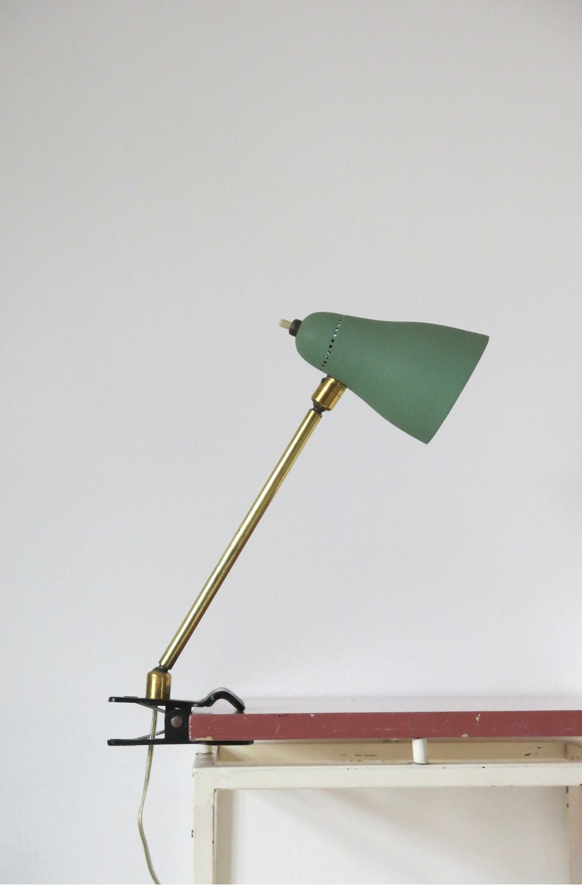 Giuseppe Ostuni Surface Clamp Lamp for Oluce