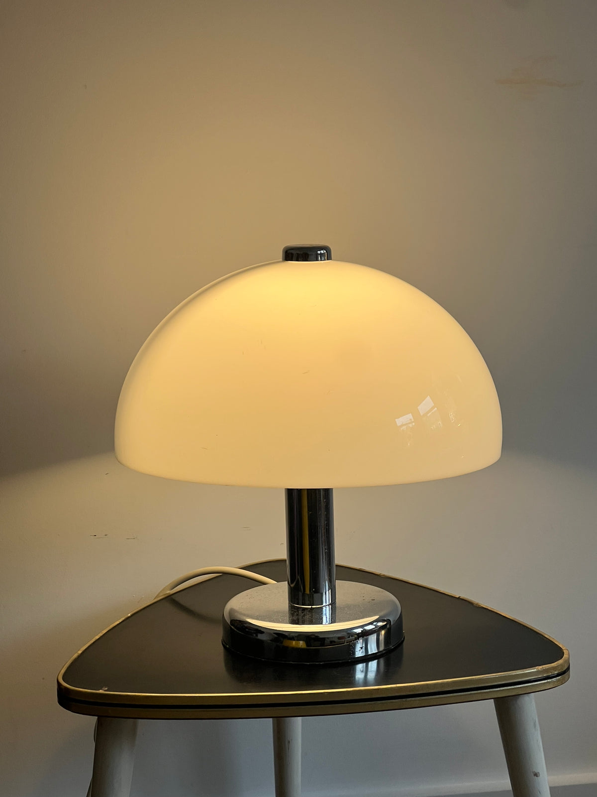 Mid Century Cosmo Designs Chrome & Acrylic Mushroom Table Lamp