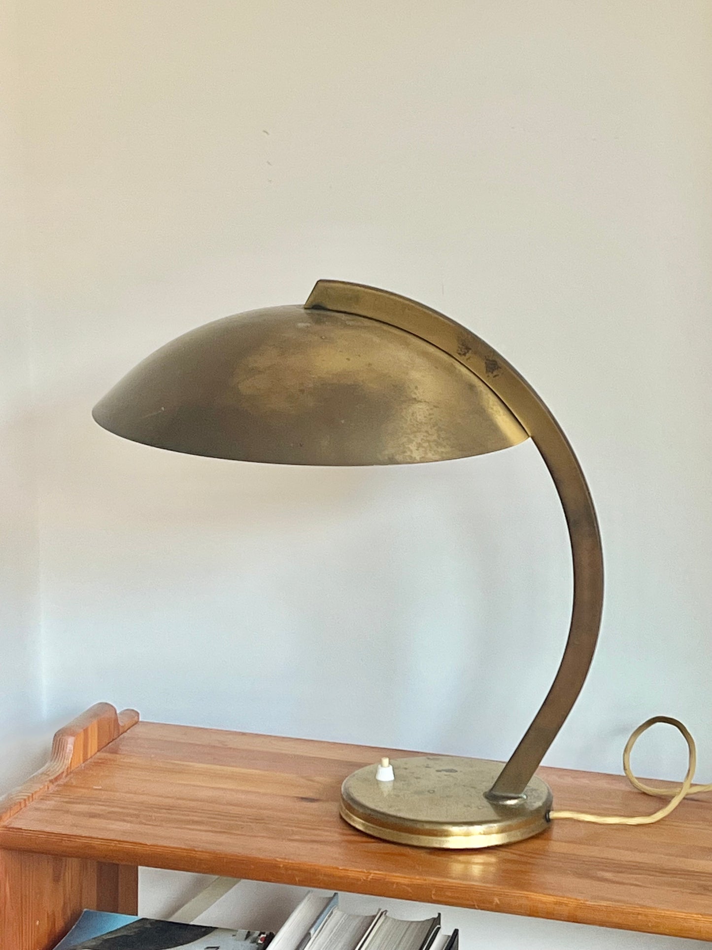 Vintage Art Deco Bauhaus Hillebrand Brass Table Lamp