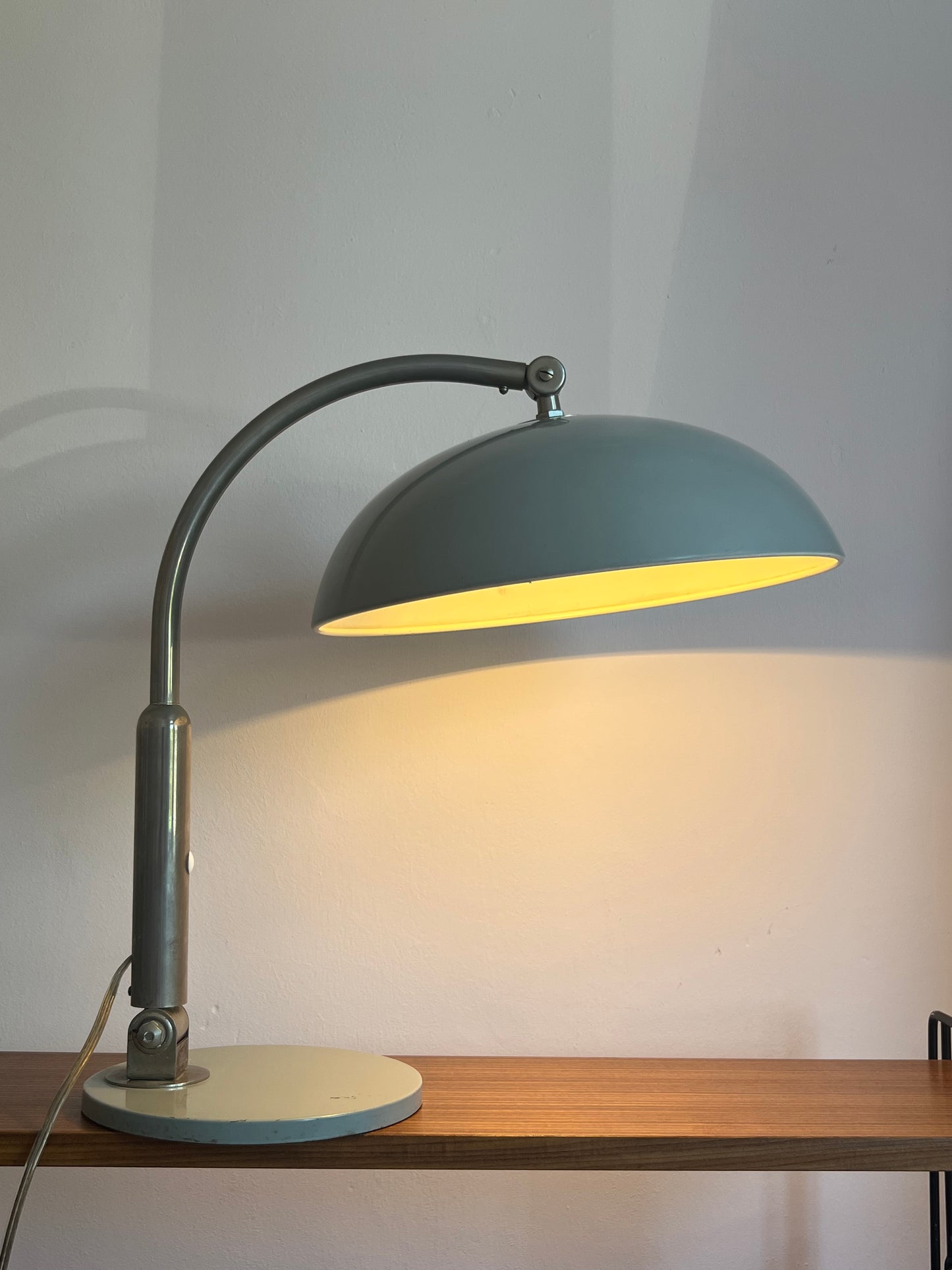 Model 144 desk lamp by H. Busquet for Hala Zeist