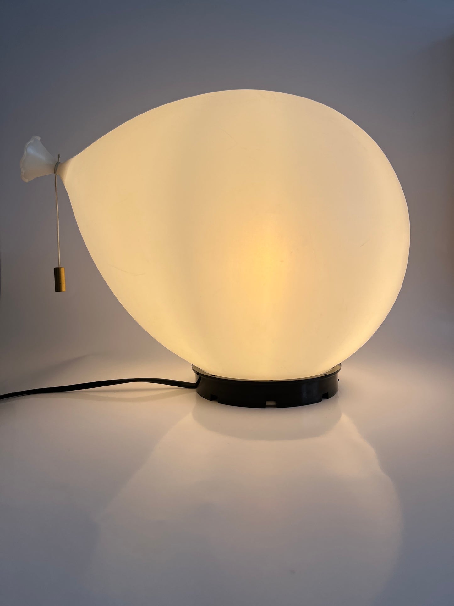 Balloon wall/table lamp by Yves Christin for Bilumen, Italy 1980s.