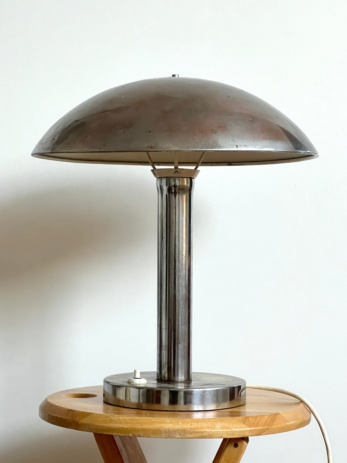 Art Deco Mid Century Funktionalist Chrome Mushroom Table Lamp