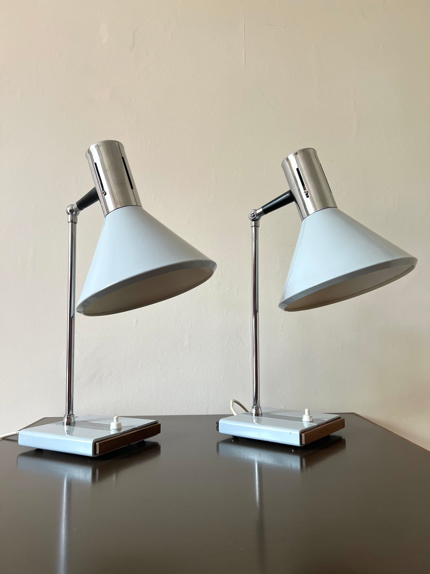 Mid Century Modern Pair of Table Lamps by Stilux Milano