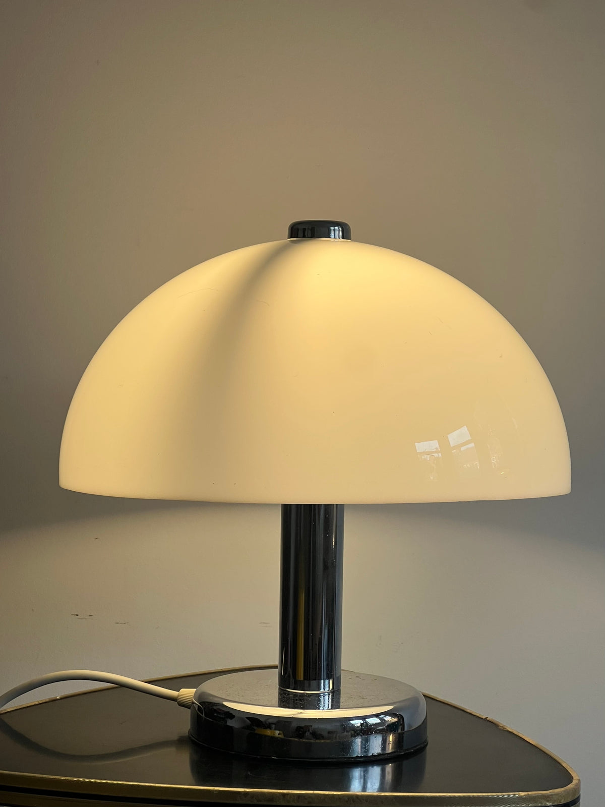 Mid Century Cosmo Designs Chrome & Acrylic Mushroom Table Lamp