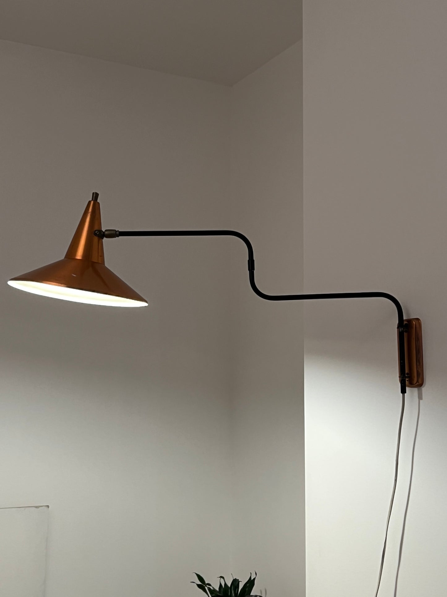 Mid Century Modern Extendable Swing Arm Wall Lamp