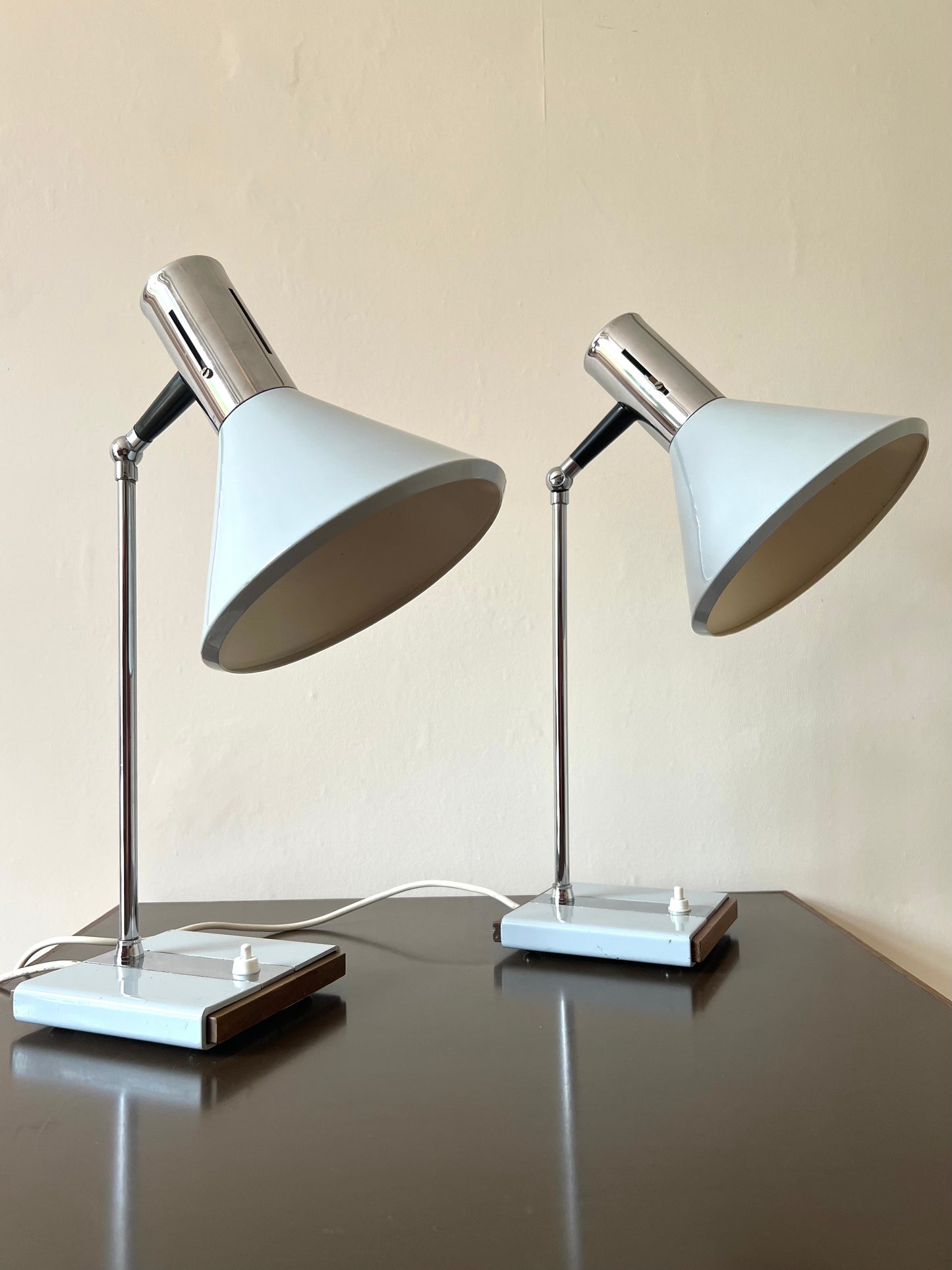 Mid Century Modern Pair of Table Lamps by Stilux Milano