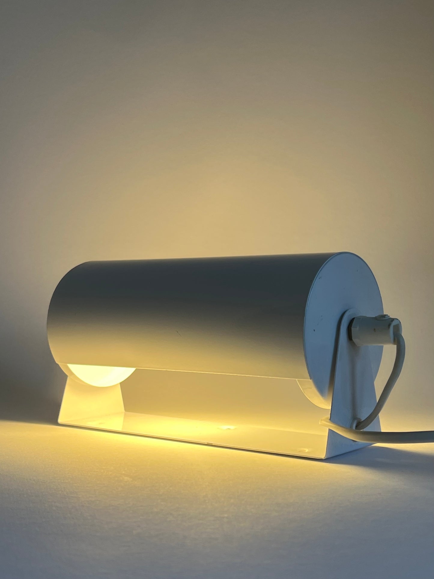 Vintage Mid Century Ikea V413 White Wall Lamp