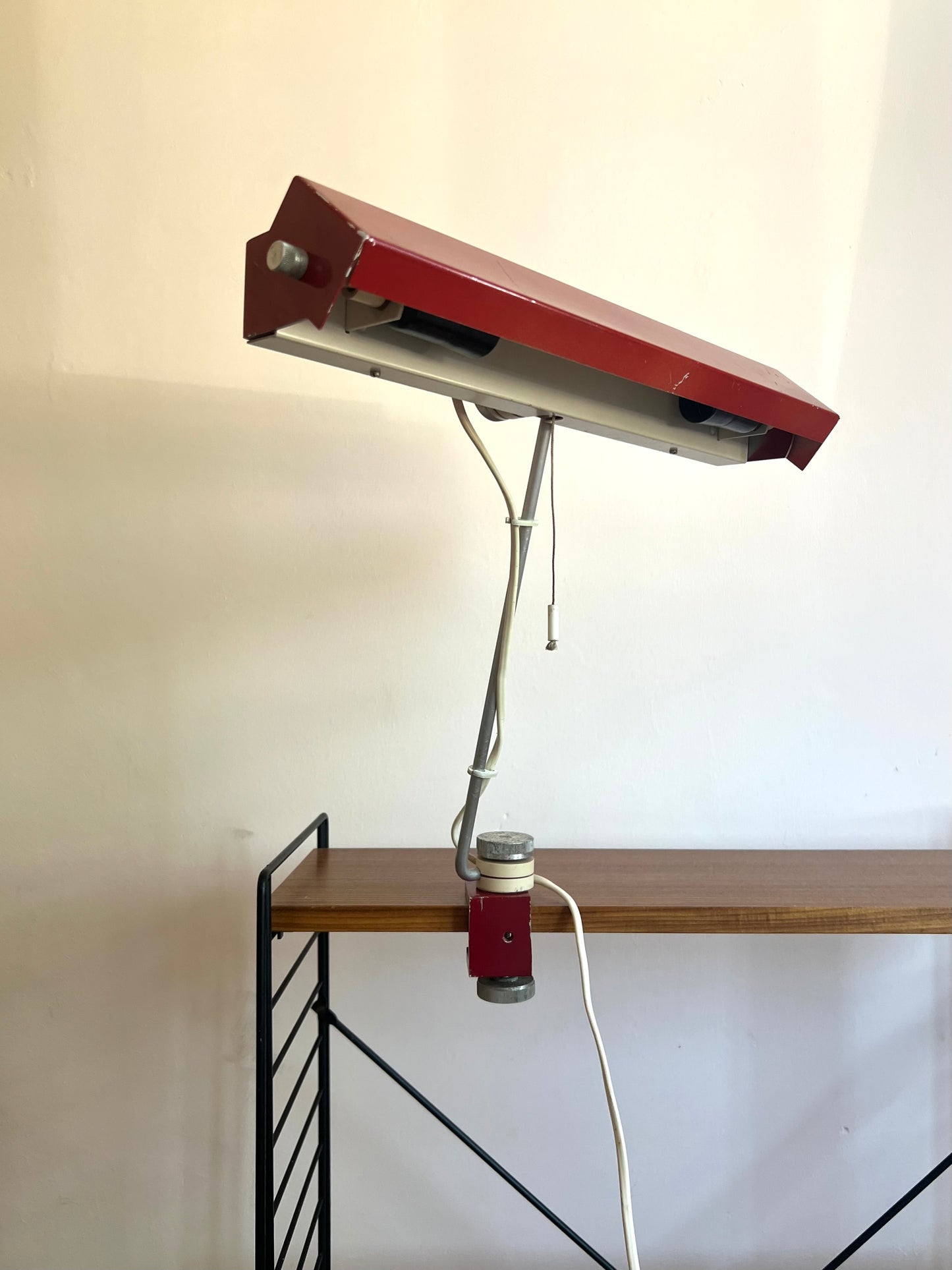 Mid Century Burgundy Red Space Age Surface Lamp