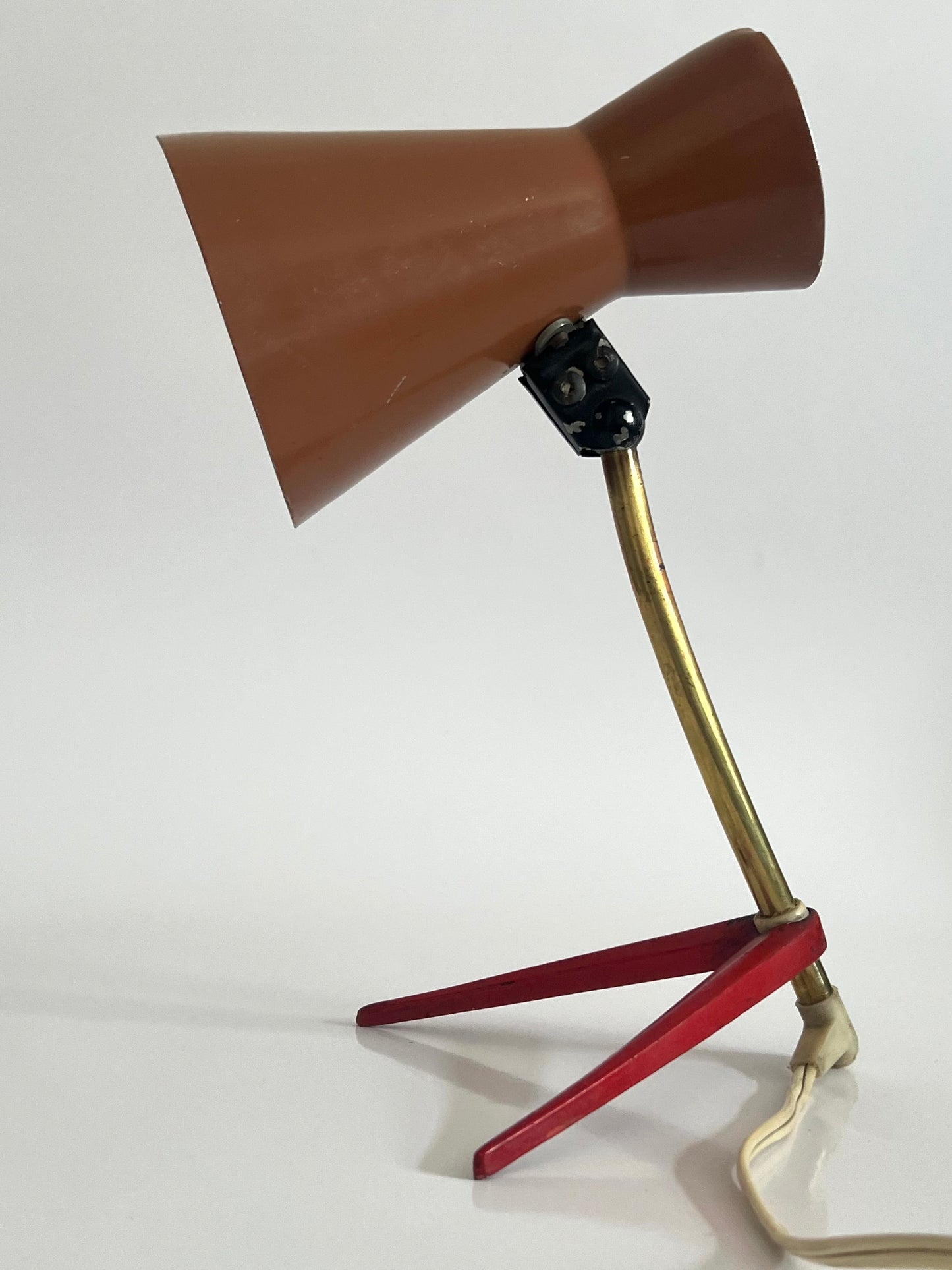 Mid Century Modern Diabolo Tripod Table Lamp