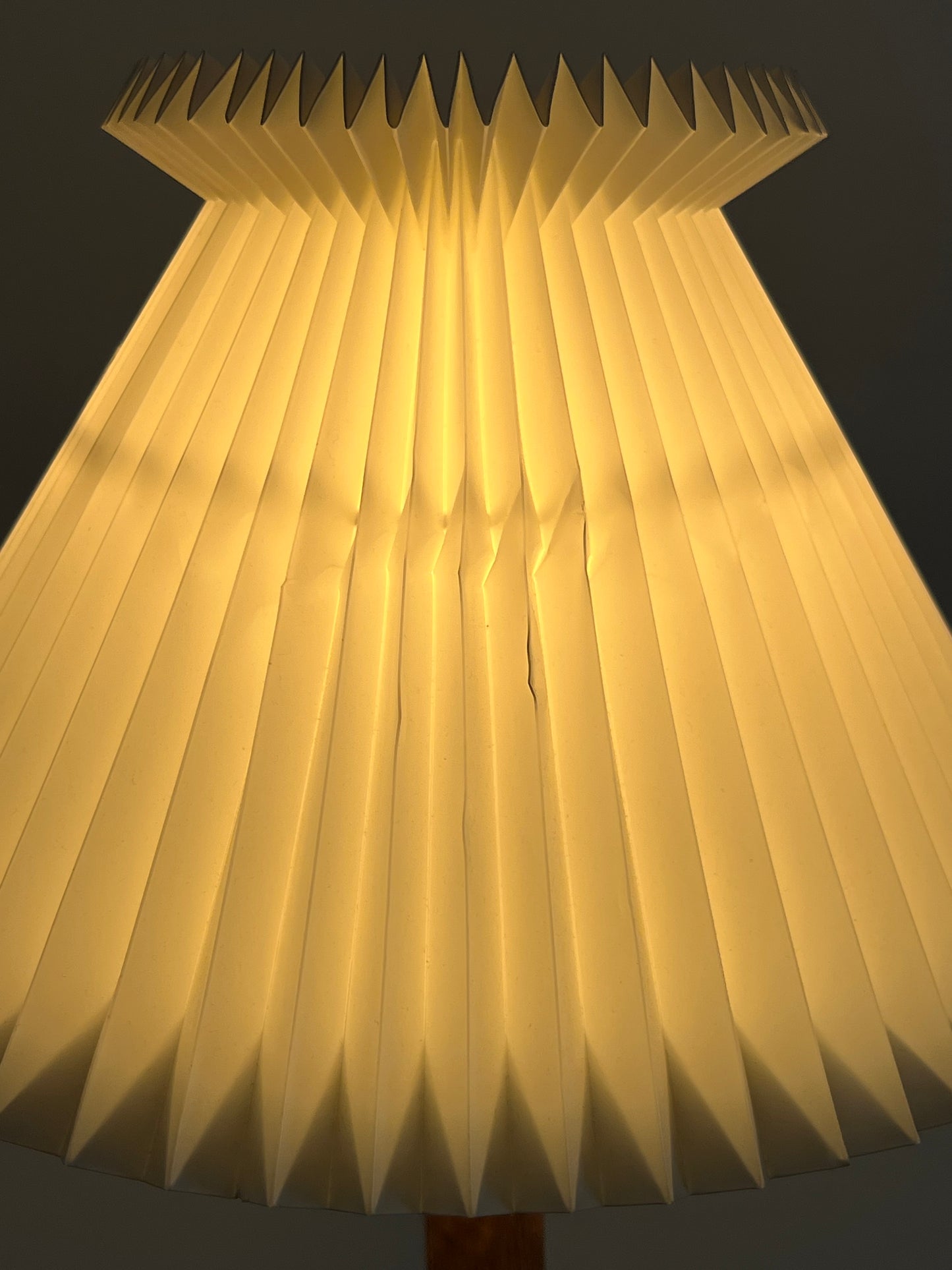 Le Klint 324 Scissor Wall Lamp