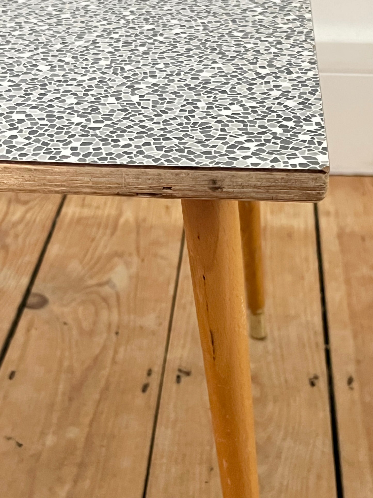 Vintage Mid Century Patterned Side Table/Plant stand