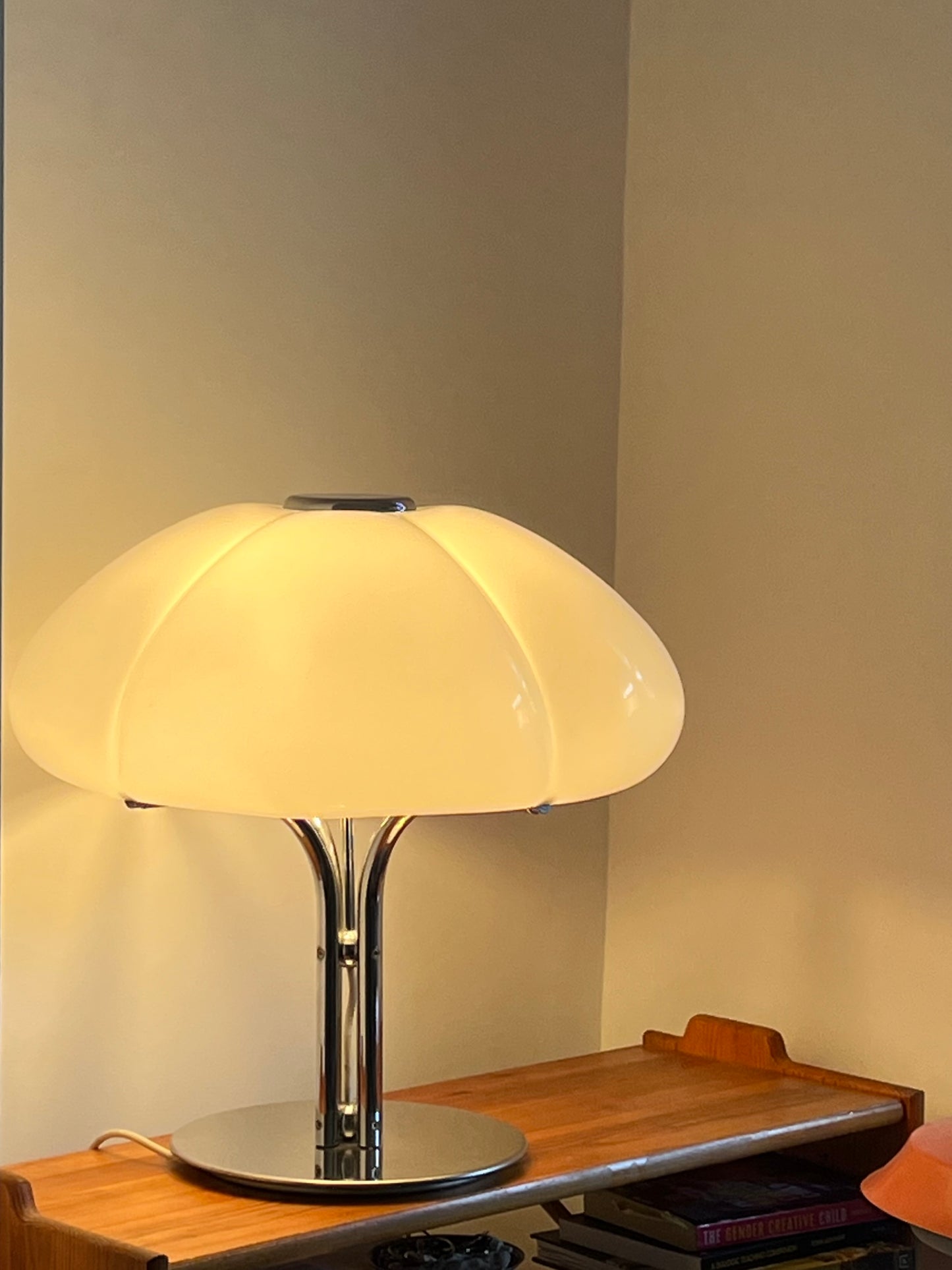 Mid-Century Modern Harvey Guzzini Quadrifoglio Table Lamp