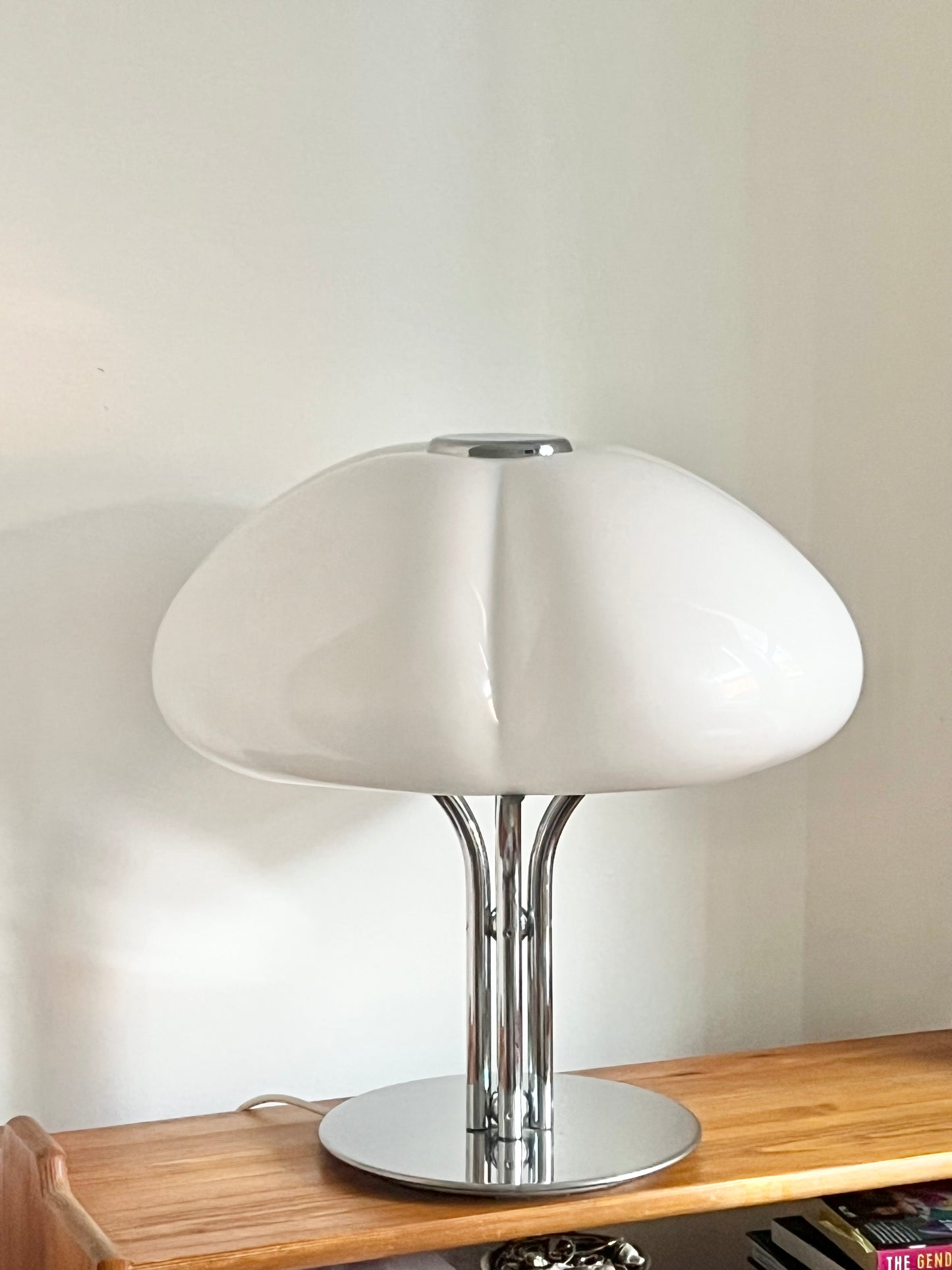 Mid-Century Modern Harvey Guzzini Quadrifoglio Table Lamp