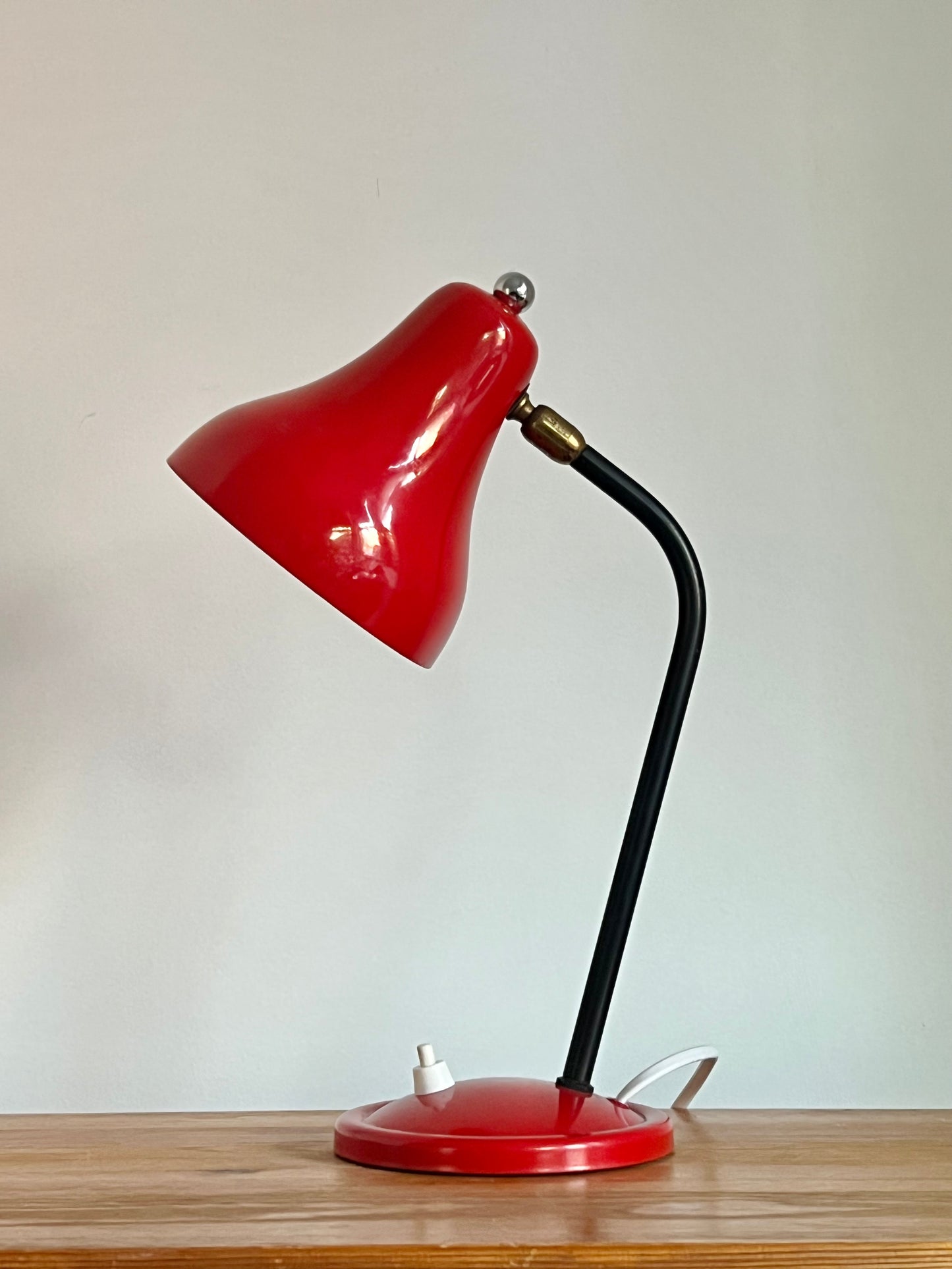 Vintage Mid Century Red Cocotte Desk Lamp