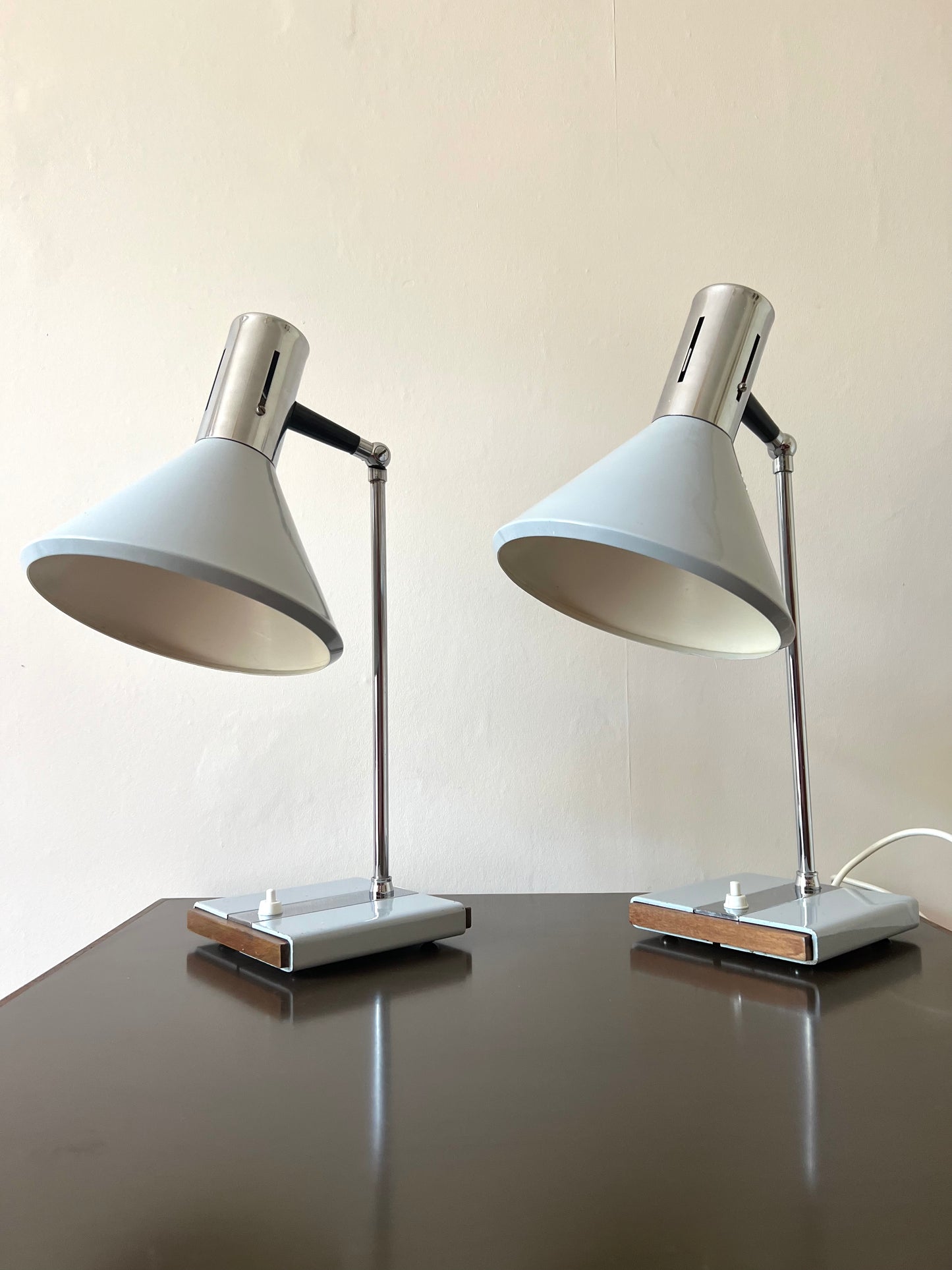 Mid Century Modern Pair of Table Lamps by Stilux Milano