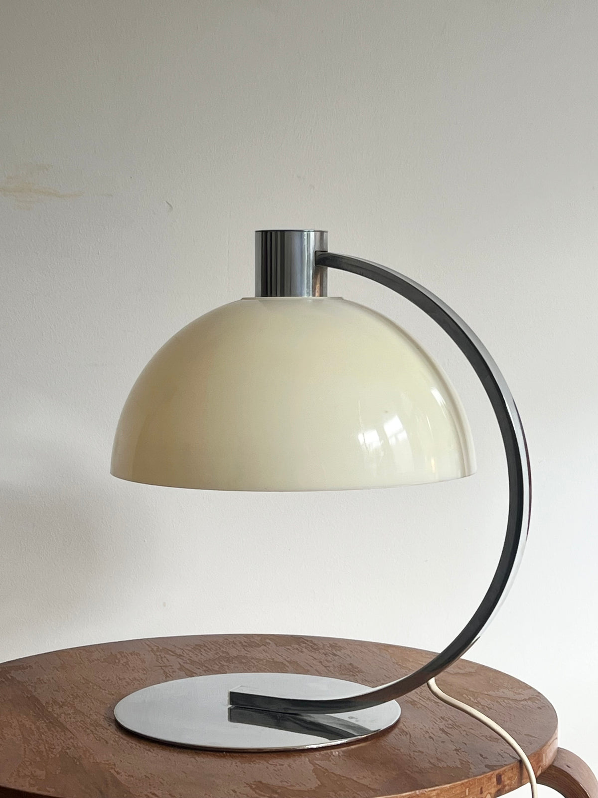 Mid Century 70’s Perspex & Chrome Table Lamp