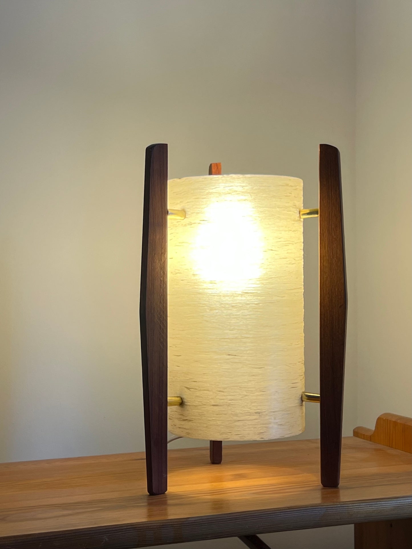 Vintage Mid Century Rocket Table Lamp