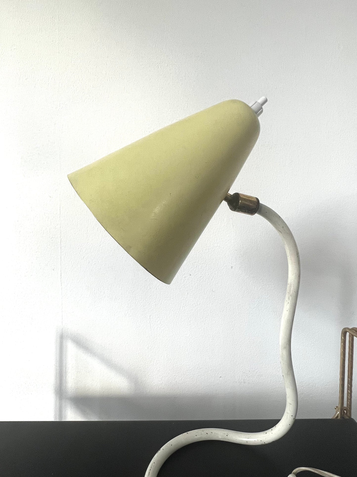 Mid Century Modern Spiralled Cocotte lamp