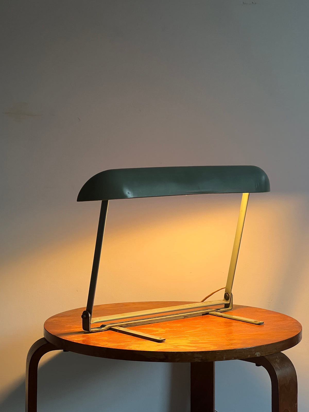 Mid Century Bakelite Adjustable Study Lamp