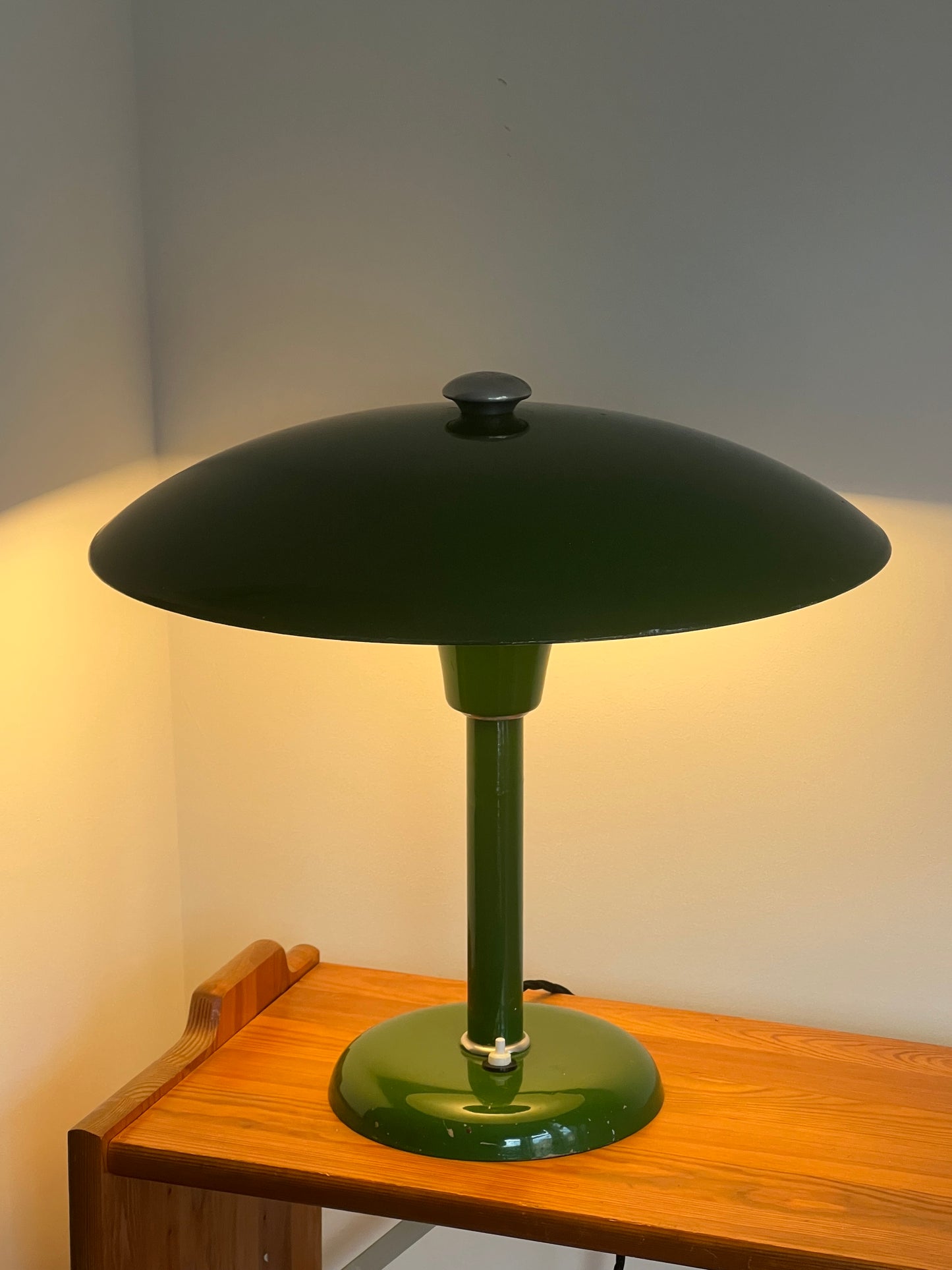 Art Deco Modernist Bauhaus Mushroom Lamp by Max Schumacher