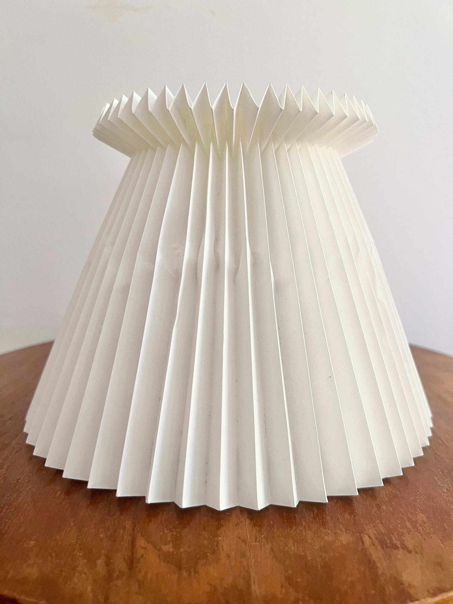 Le Klint 324 Scissor Wall Lamp