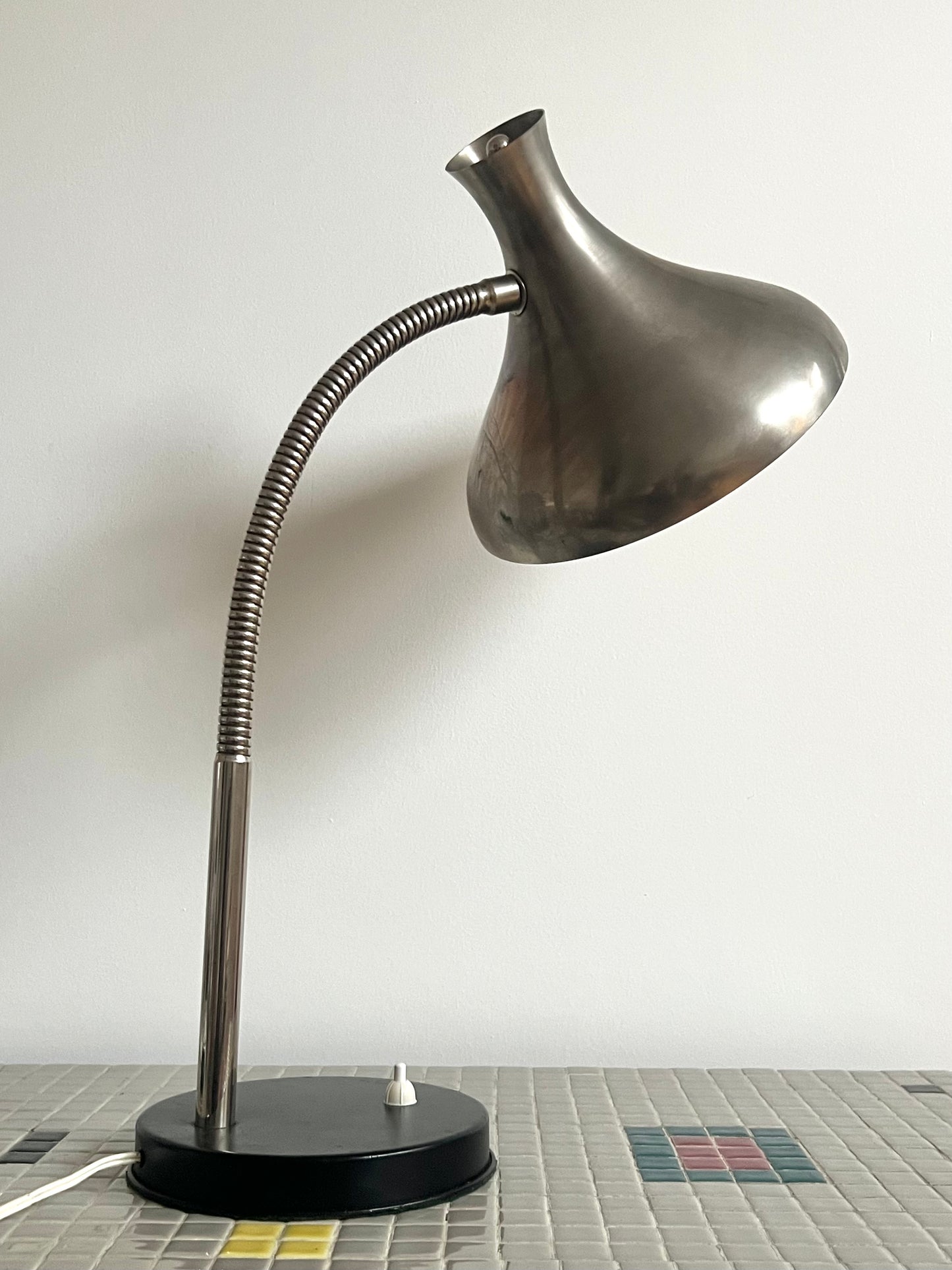 Mid Century Modern Diabolo Table lamp