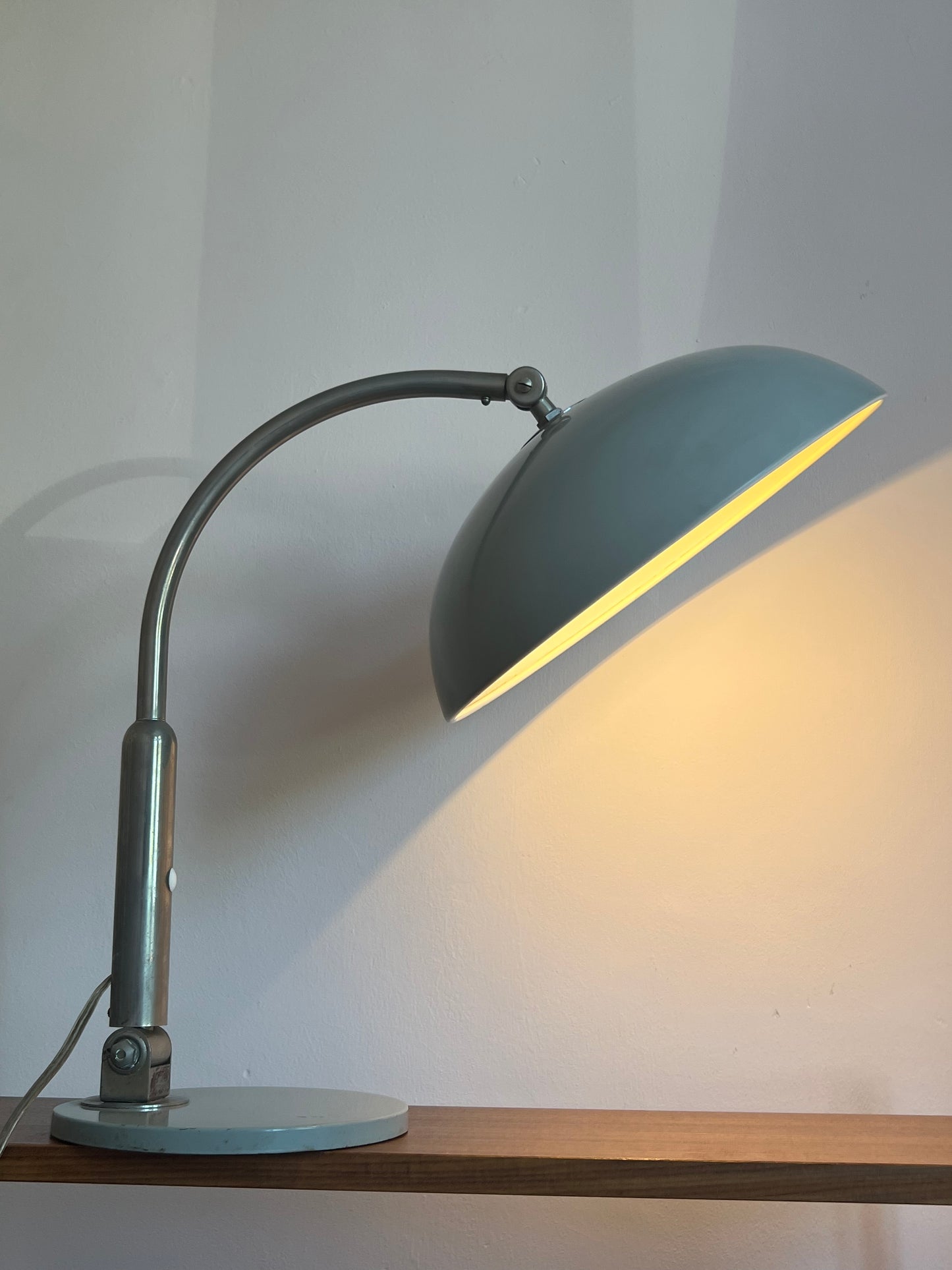 Model 144 desk lamp by H. Busquet for Hala Zeist