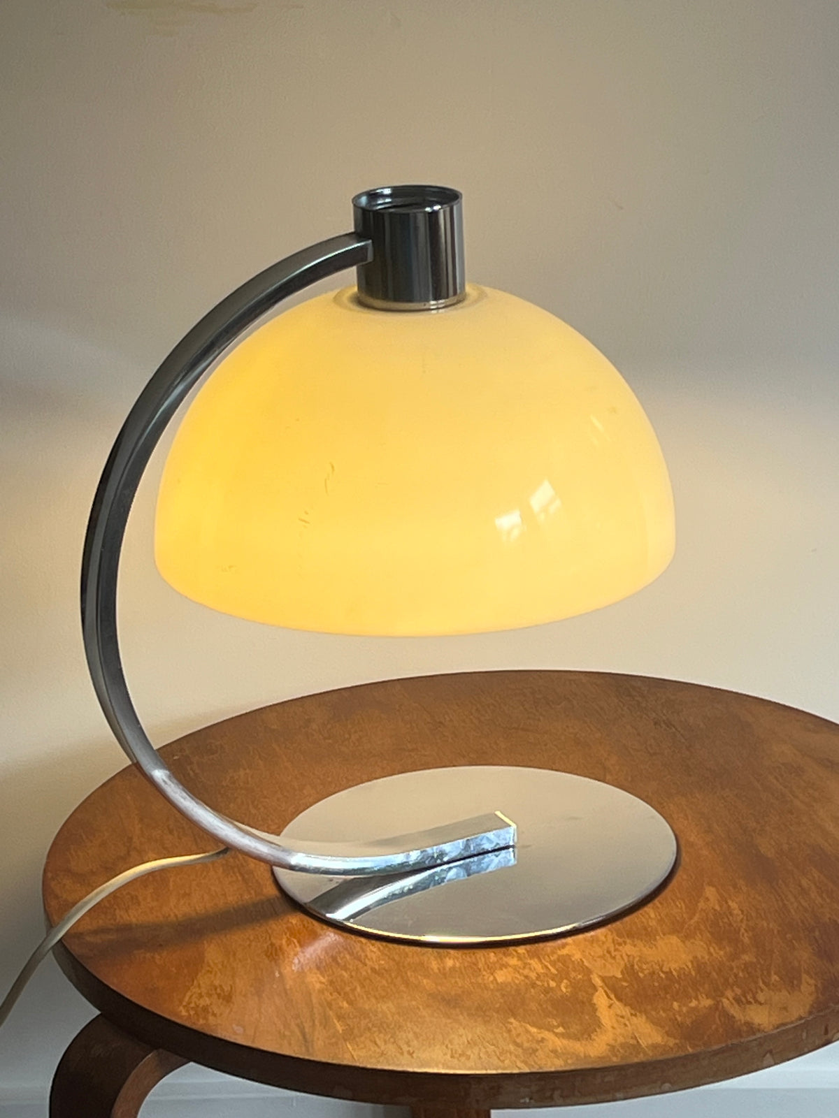Mid Century 70’s Perspex & Chrome Table Lamp