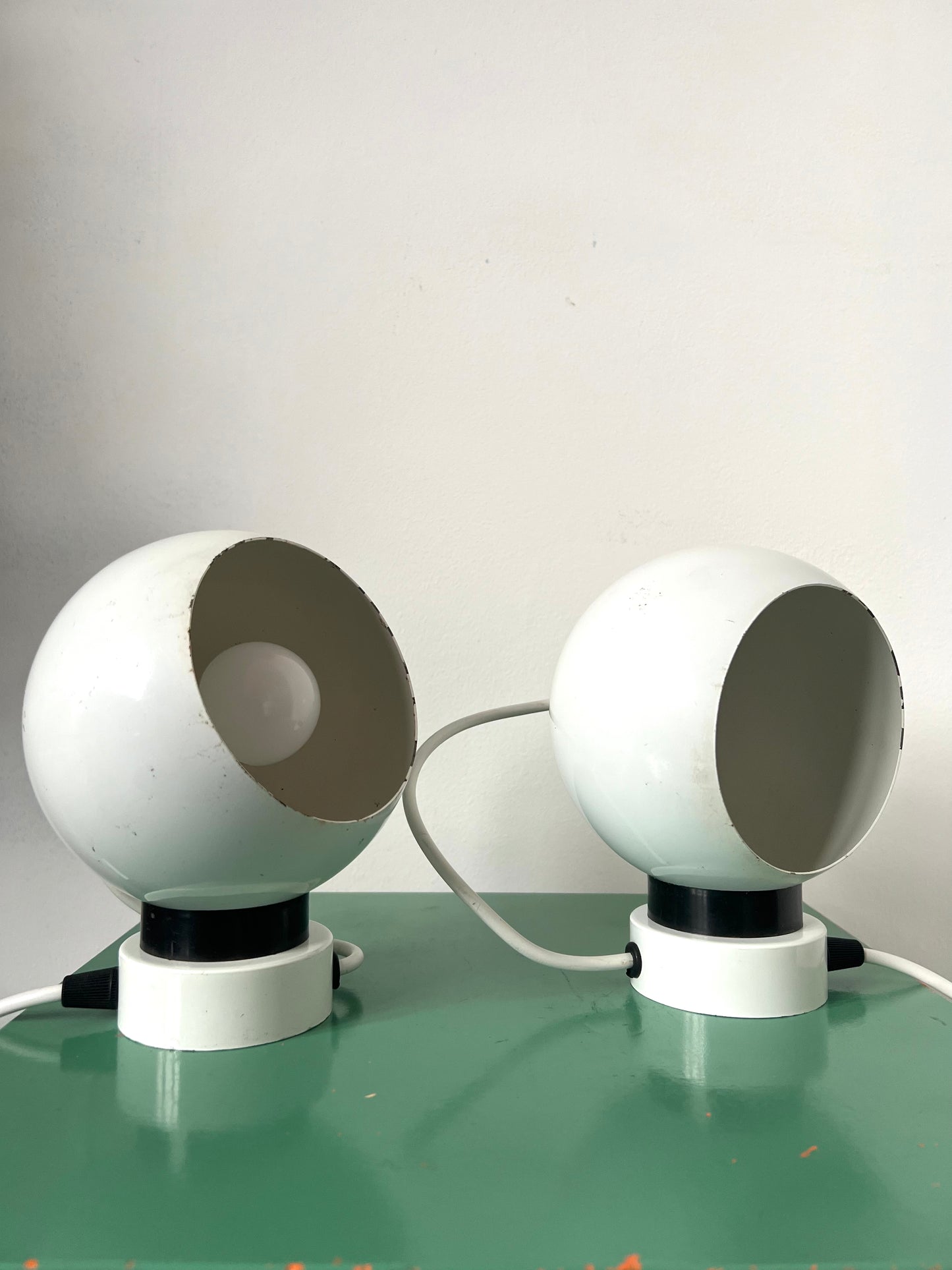 Mid Century Atomic Space Age Pair of Magnaspot Table/Wall lamps