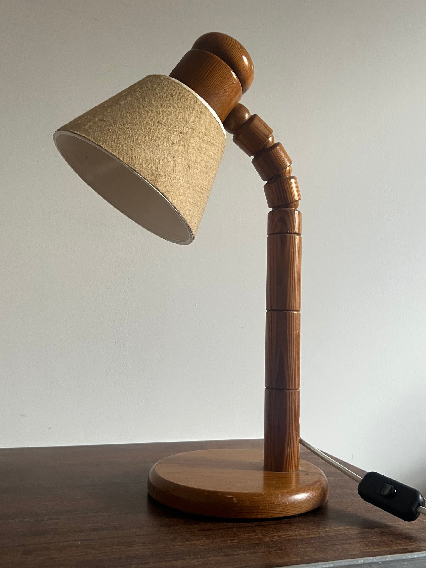 Pine Adjustable Table Lamp by Solbackens Svarveri