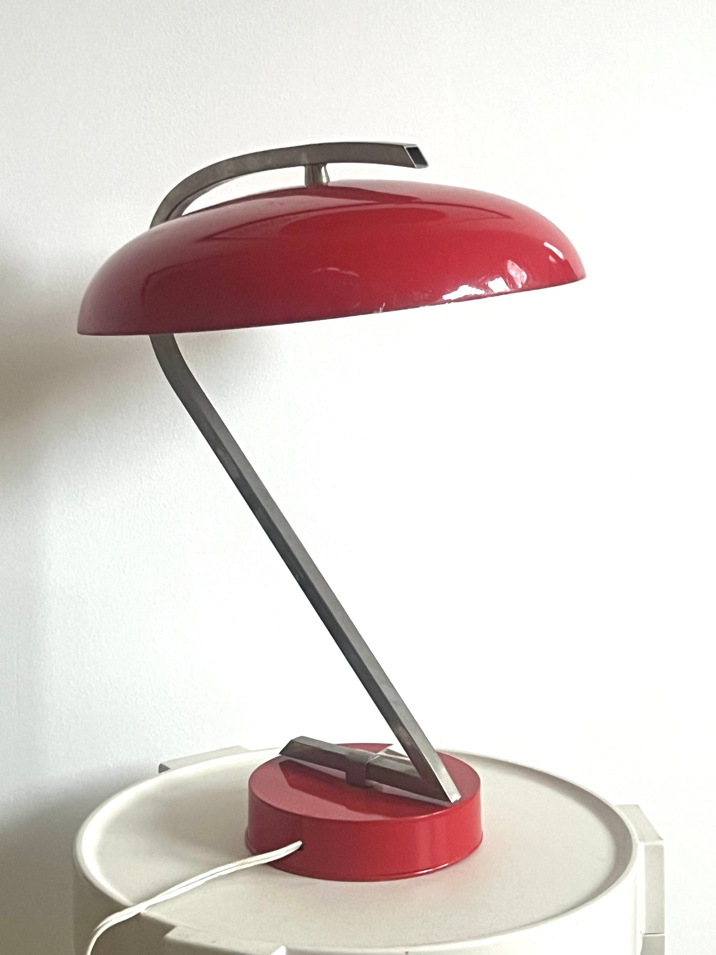 Mid Century Red UFO Saucer Table Lamp