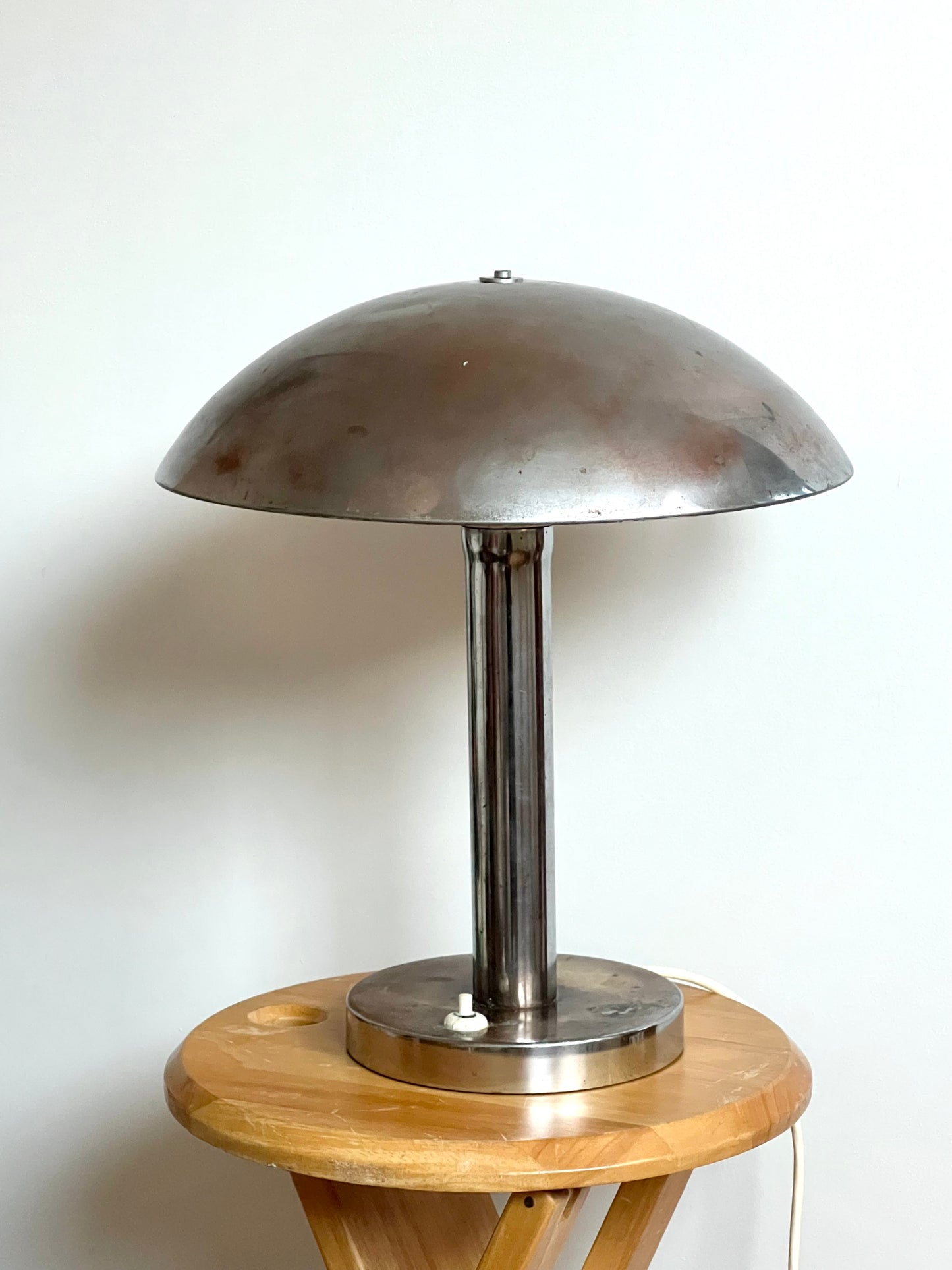 Art Deco Mid Century Funktionalist Chrome Mushroom Table Lamp