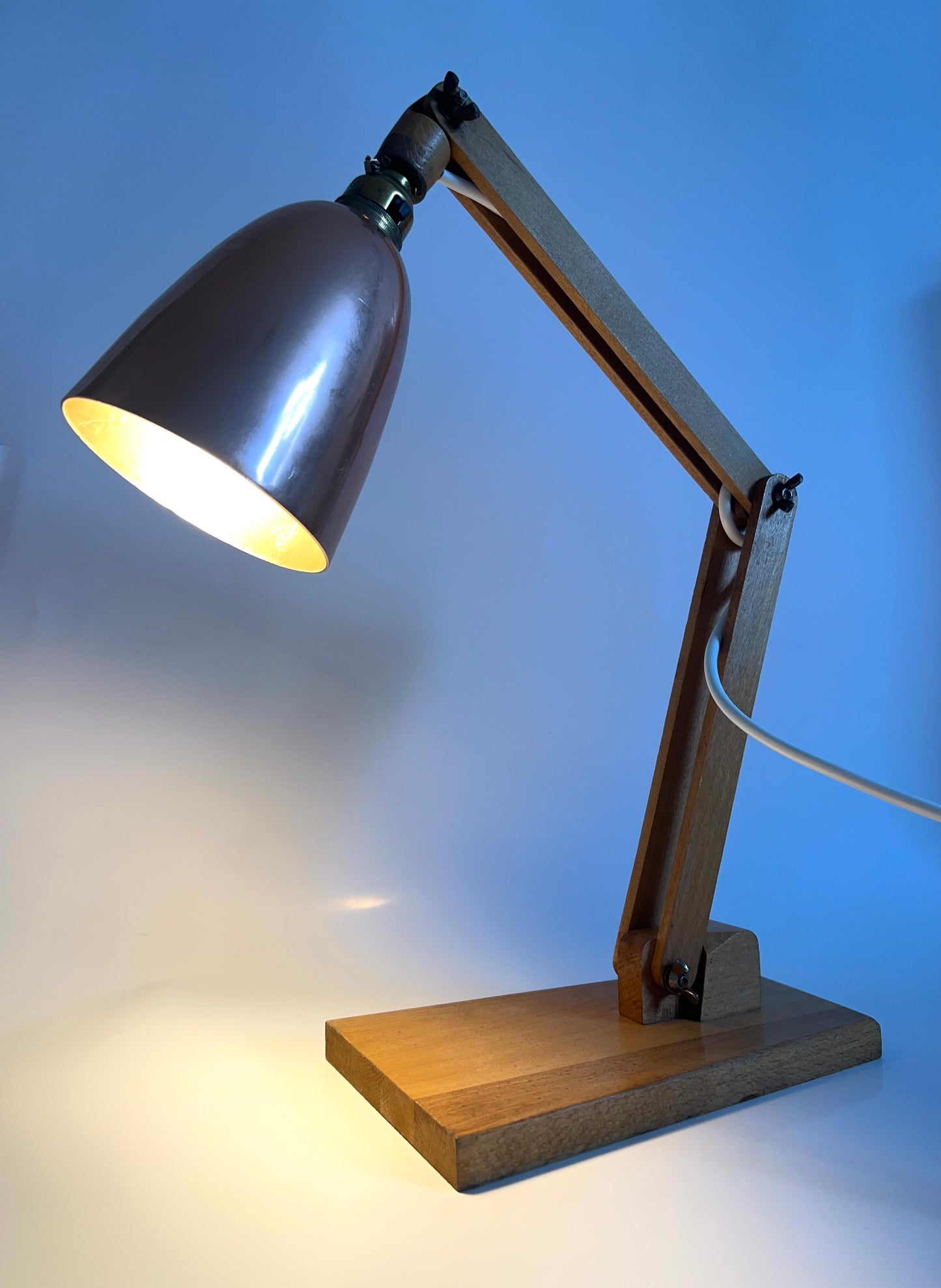 Vintage Mid Century Adjustable Table Lamp