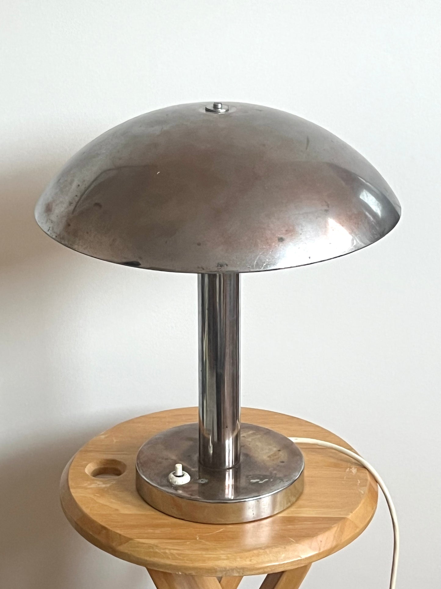 Art Deco Mid Century Funktionalist Chrome Mushroom Table Lamp