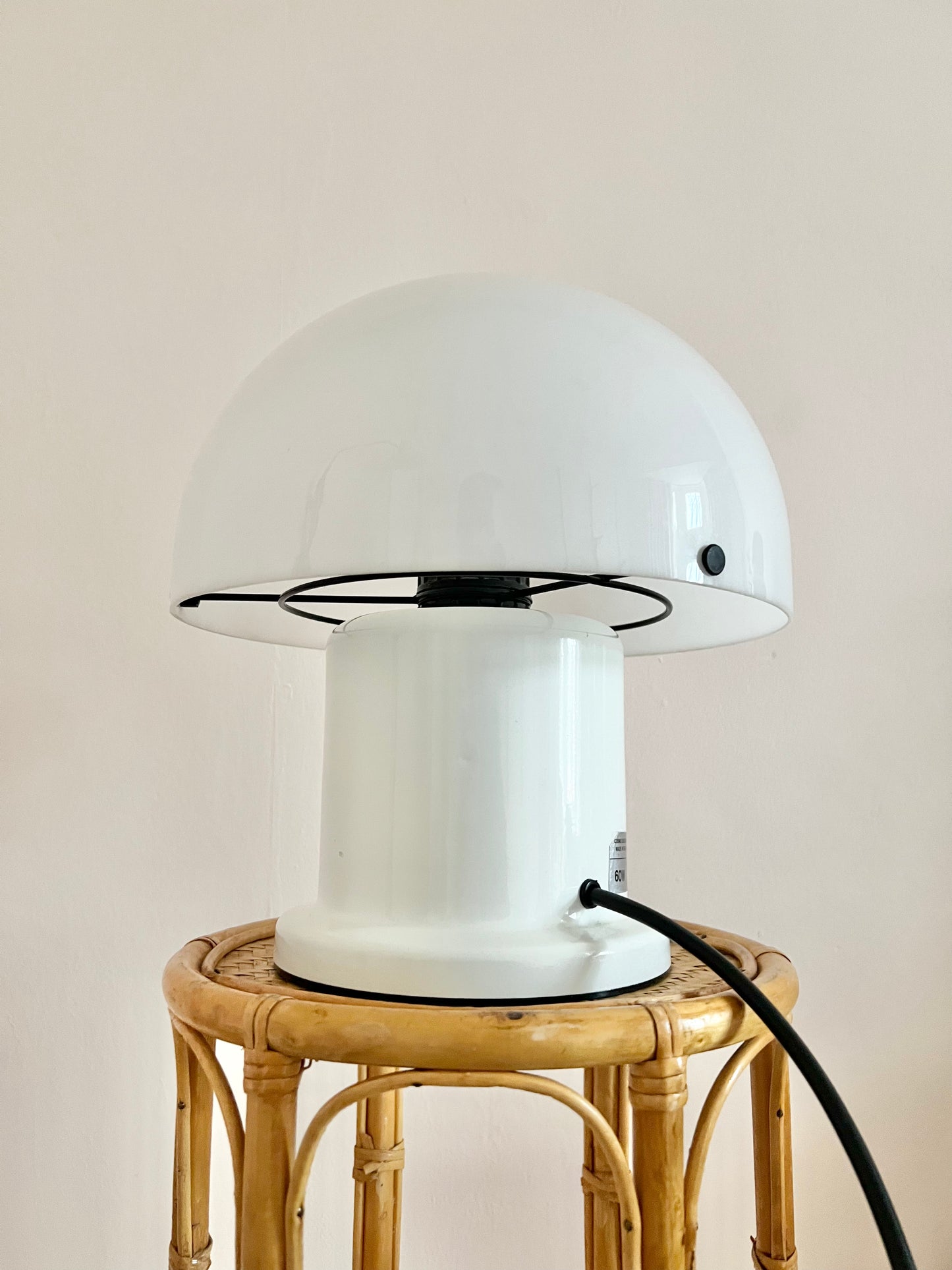 Mid Century White Mushroom lamp