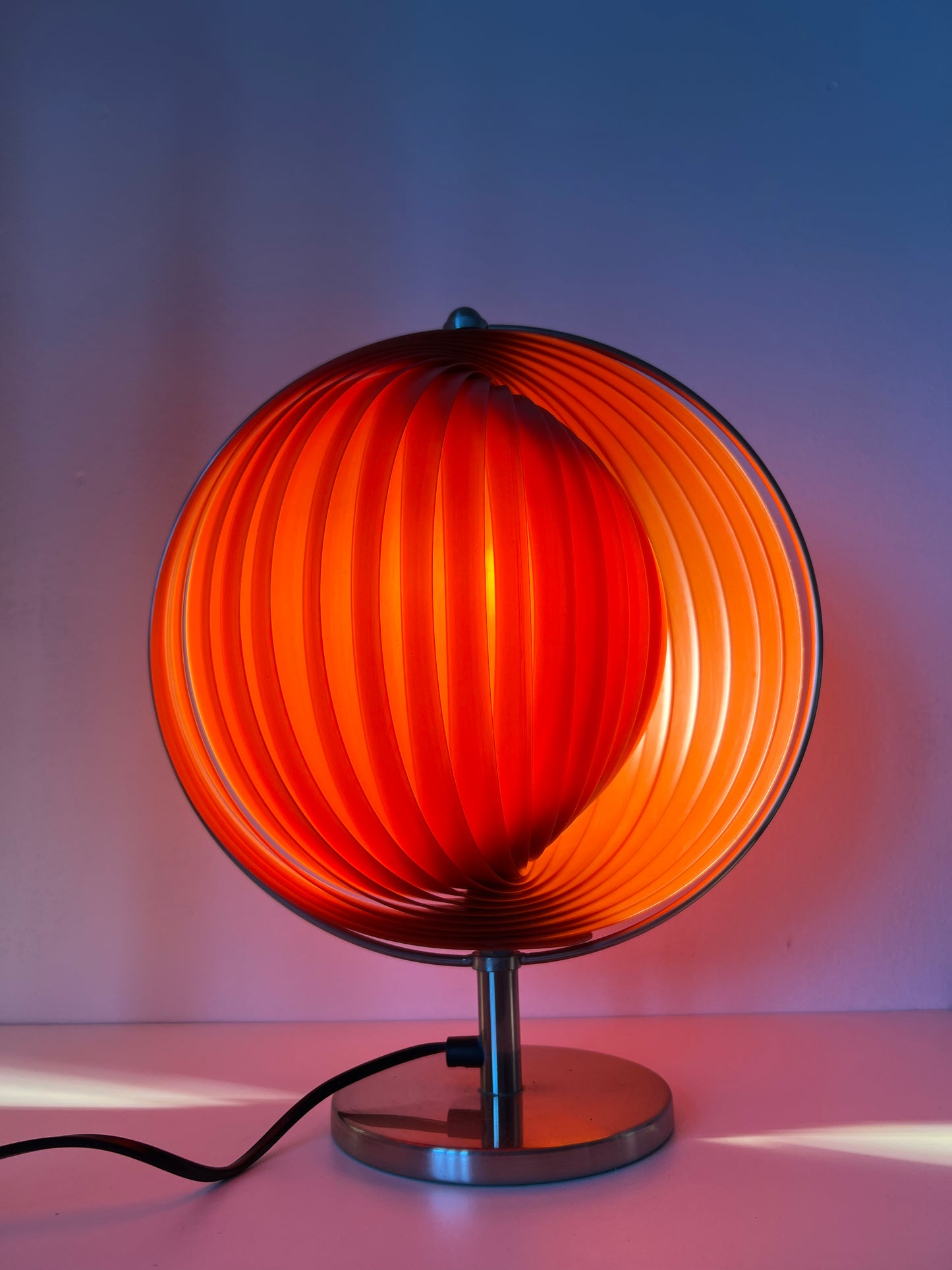 Mid Century Red & Silver Moon lamp By Kare Design