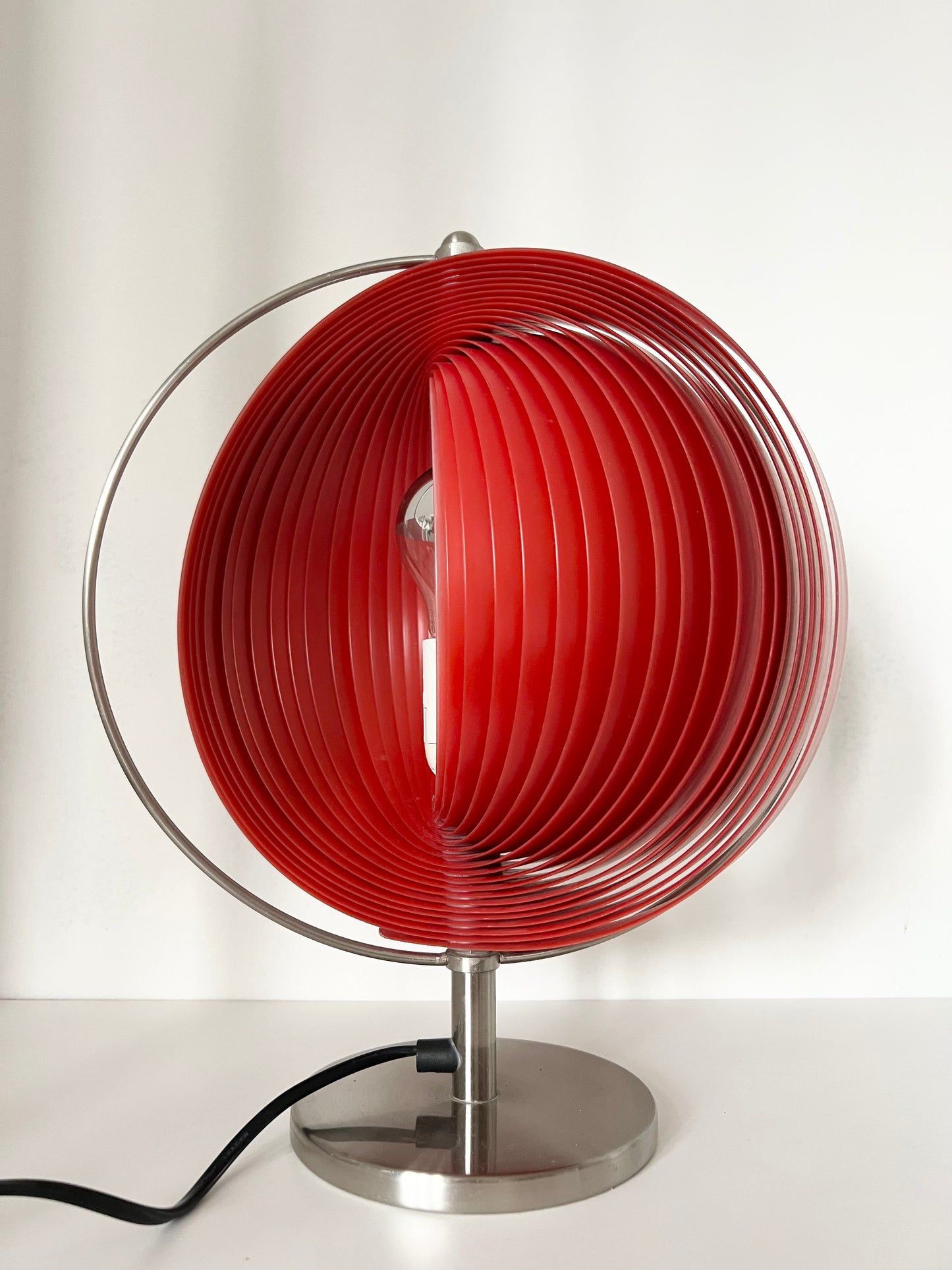 Mid Century Red & Silver Moon lamp By Kare Design