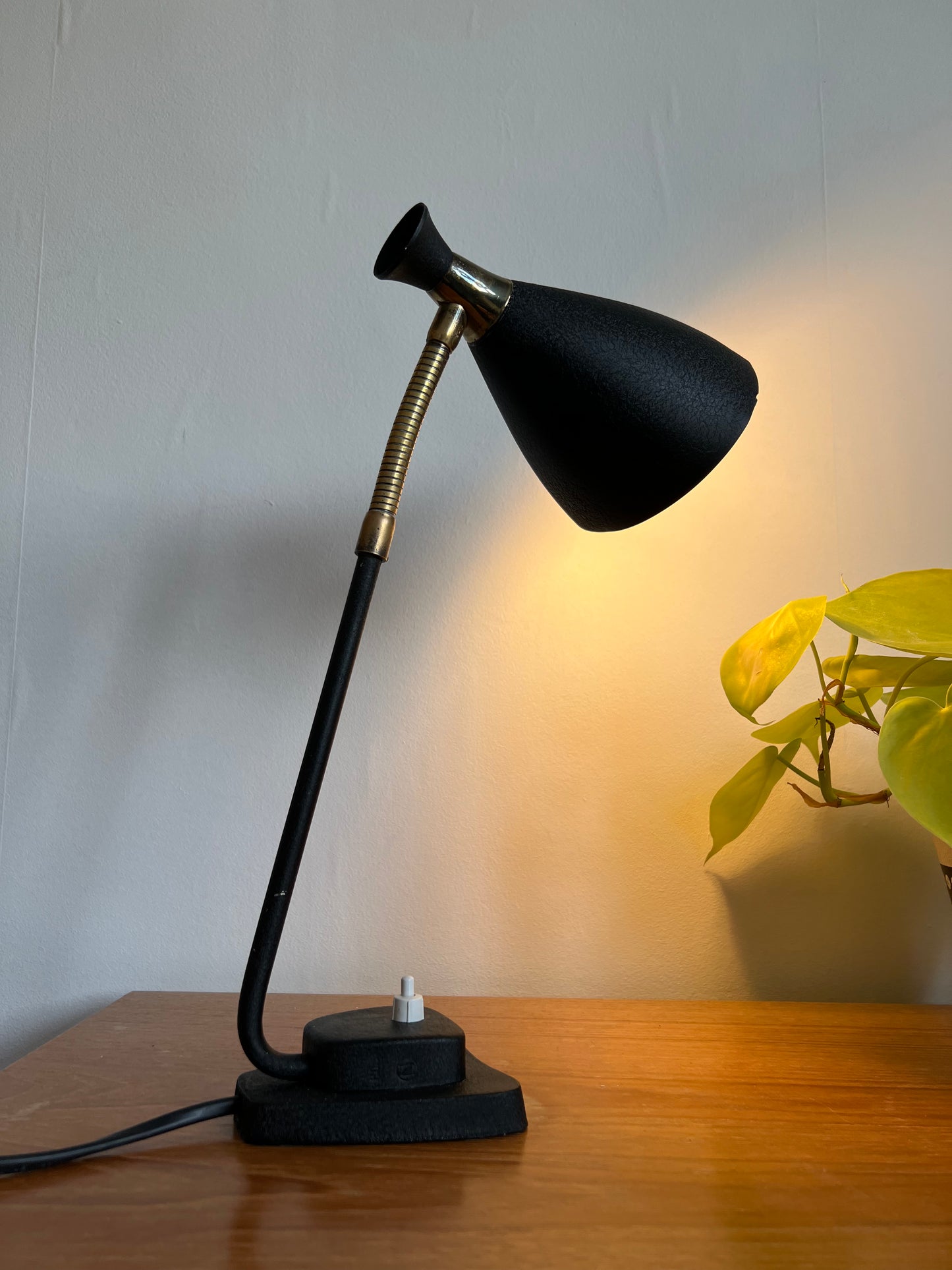 Mid Century Black & Brass Diabolo Desk Lamp