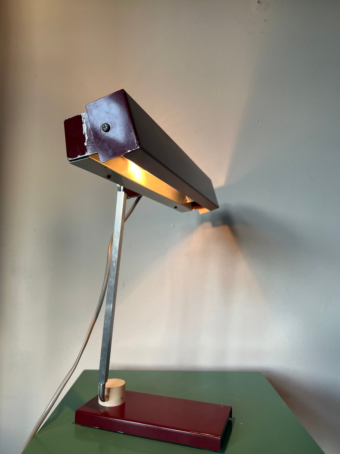 Mid Century Burgundy Red Space Age Desk lamp